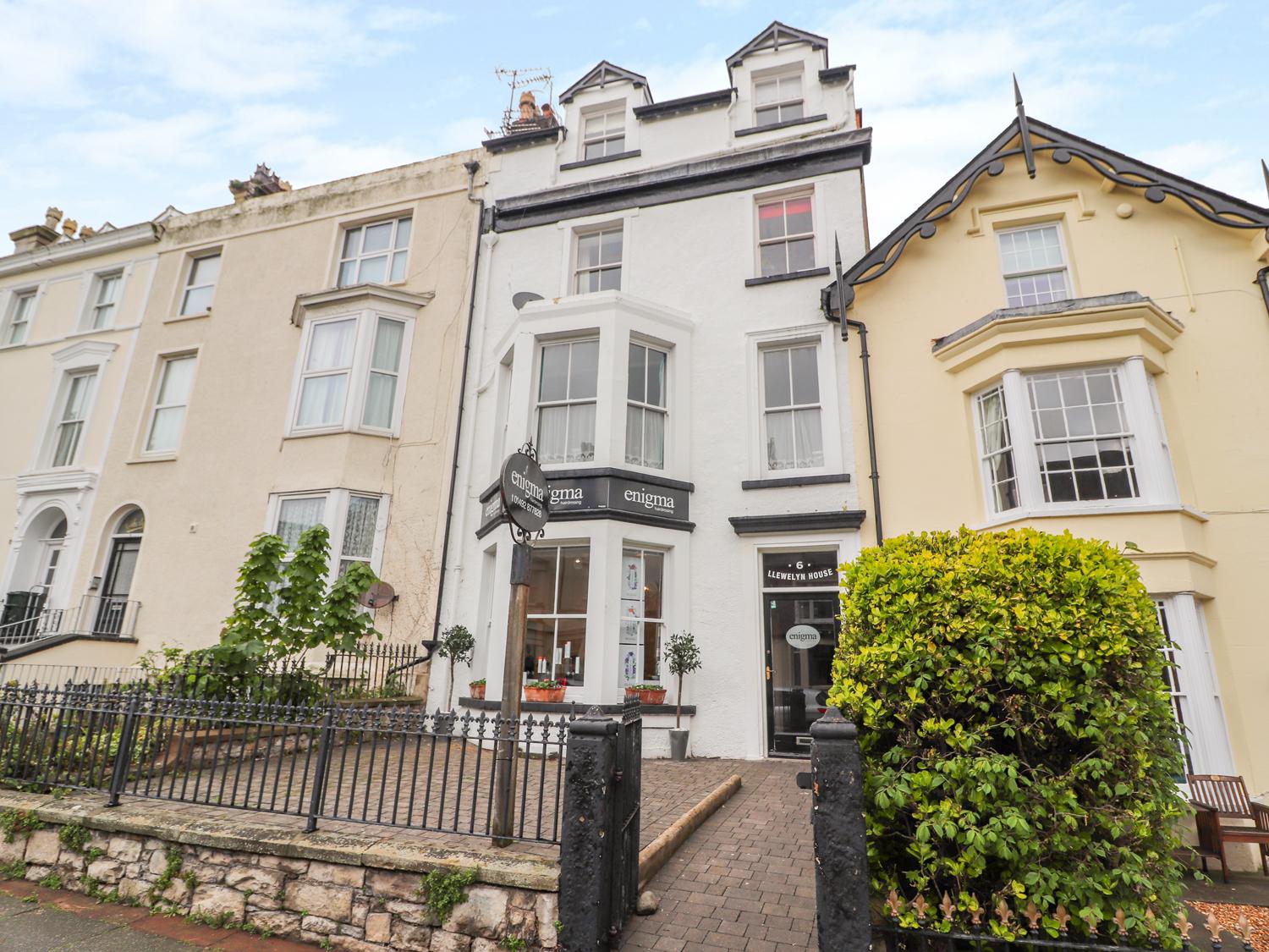 Holiday Cottage Reviews for Llewelyn House - Self Catering Property in Llandudno, Conwy