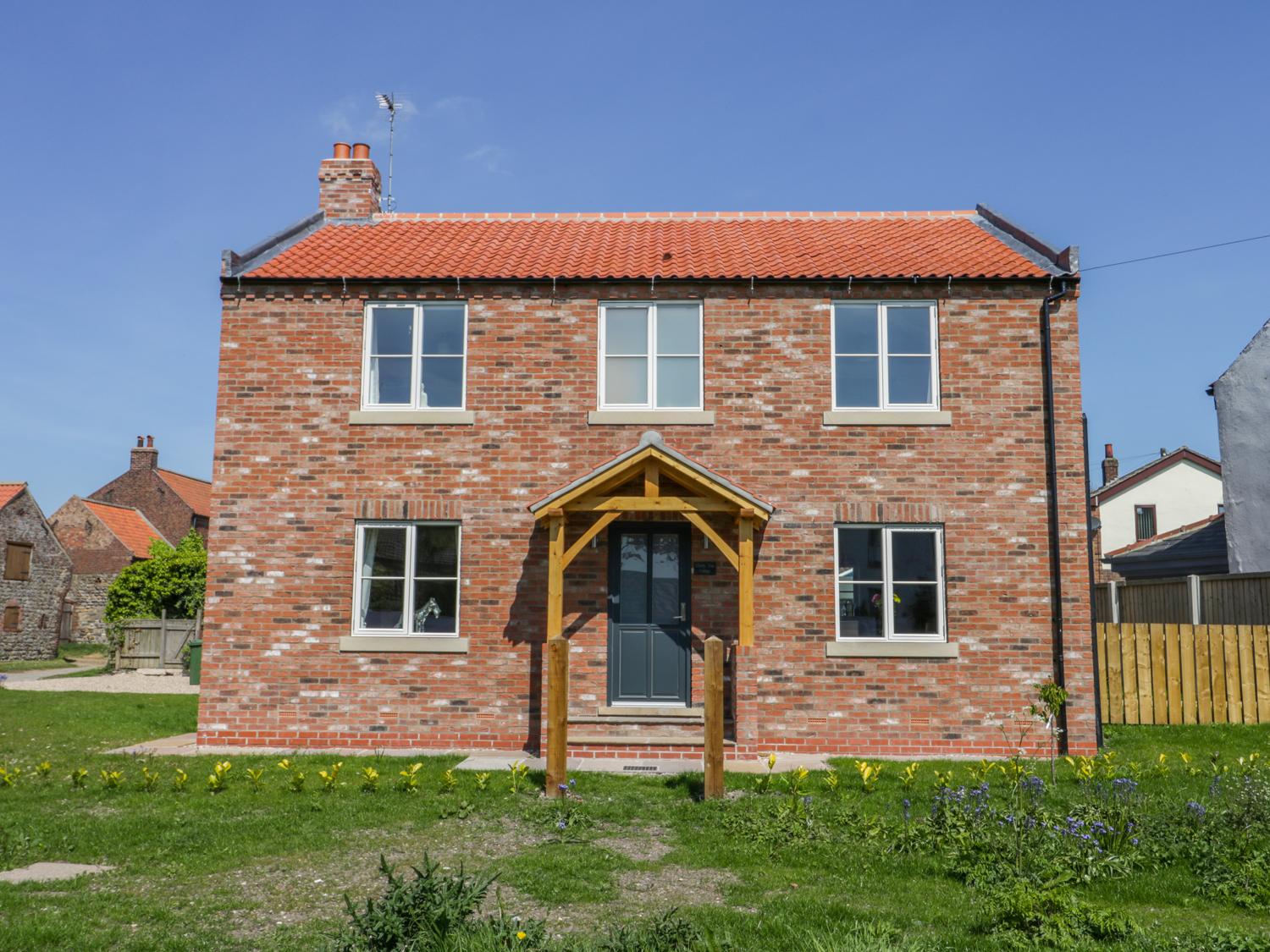 Holiday Cottage Reviews for Cherry Tree Cottage - Self Catering in Driffield, East Yorkshire