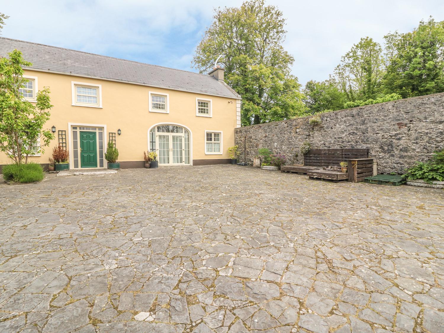 Holiday Cottage Reviews for The Coach House - Self Catering in Corofin, Clare