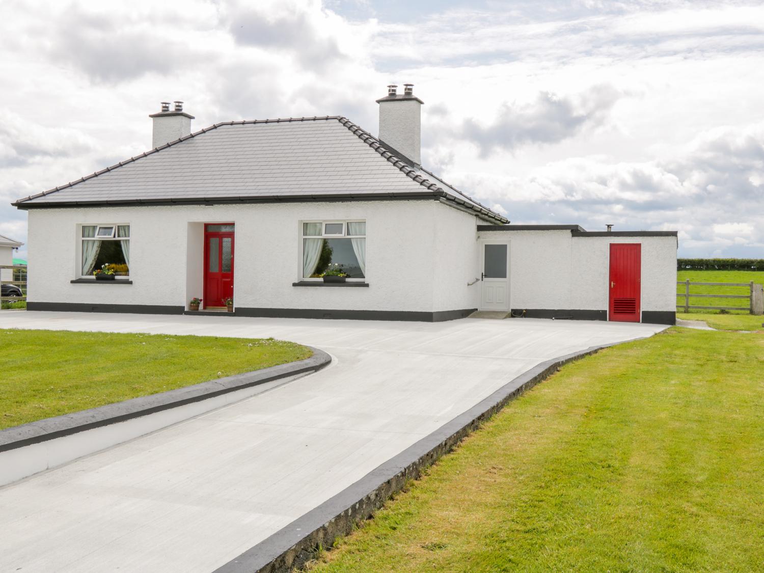 Holiday Cottage Reviews for Kate's Cottage - Holiday Cottage in Ballina, Mayo