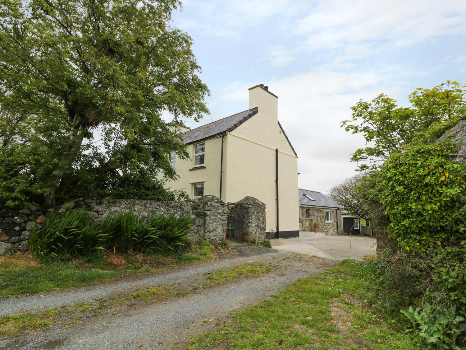 Sc 15593038538567 985267 27