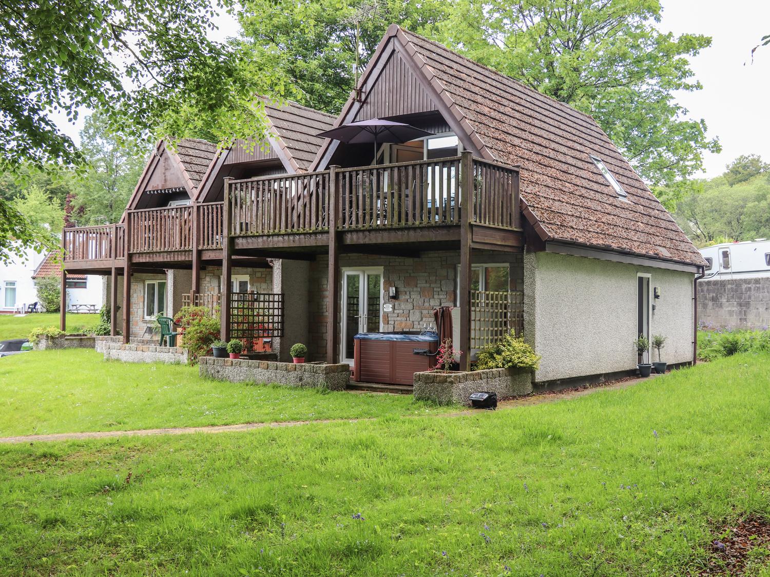 Valley Lodge 11