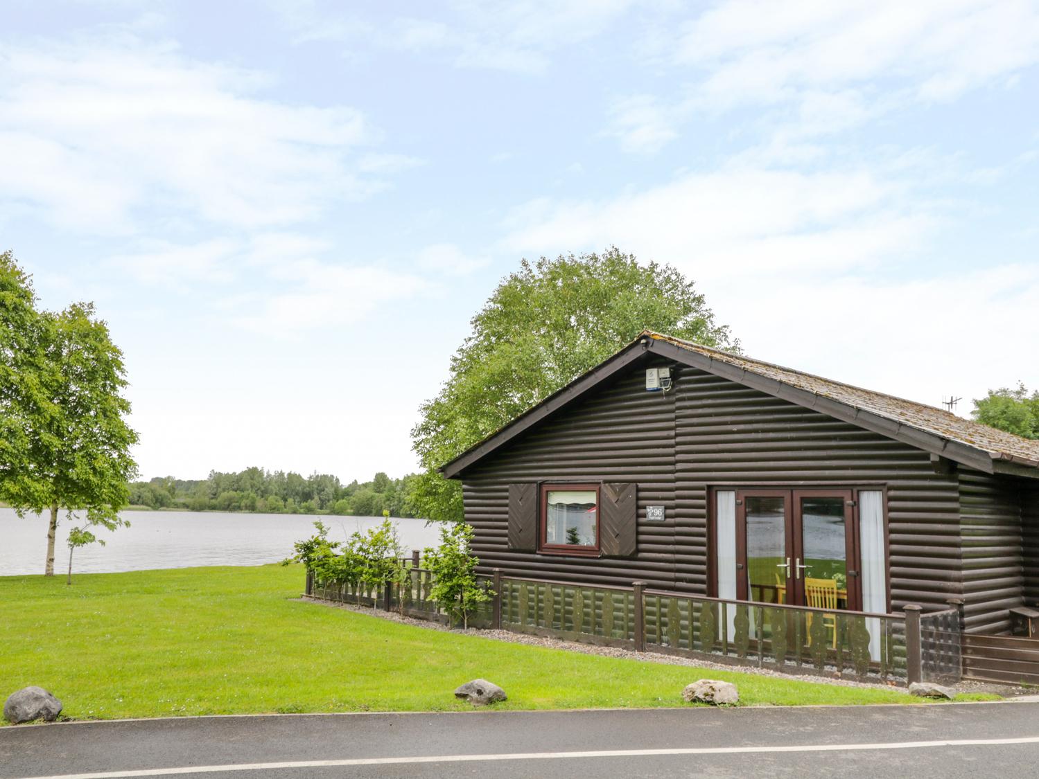 Holiday Cottage Reviews for 96 @ Pine Lake - Self Catering Property in Carnforth, Lancashire