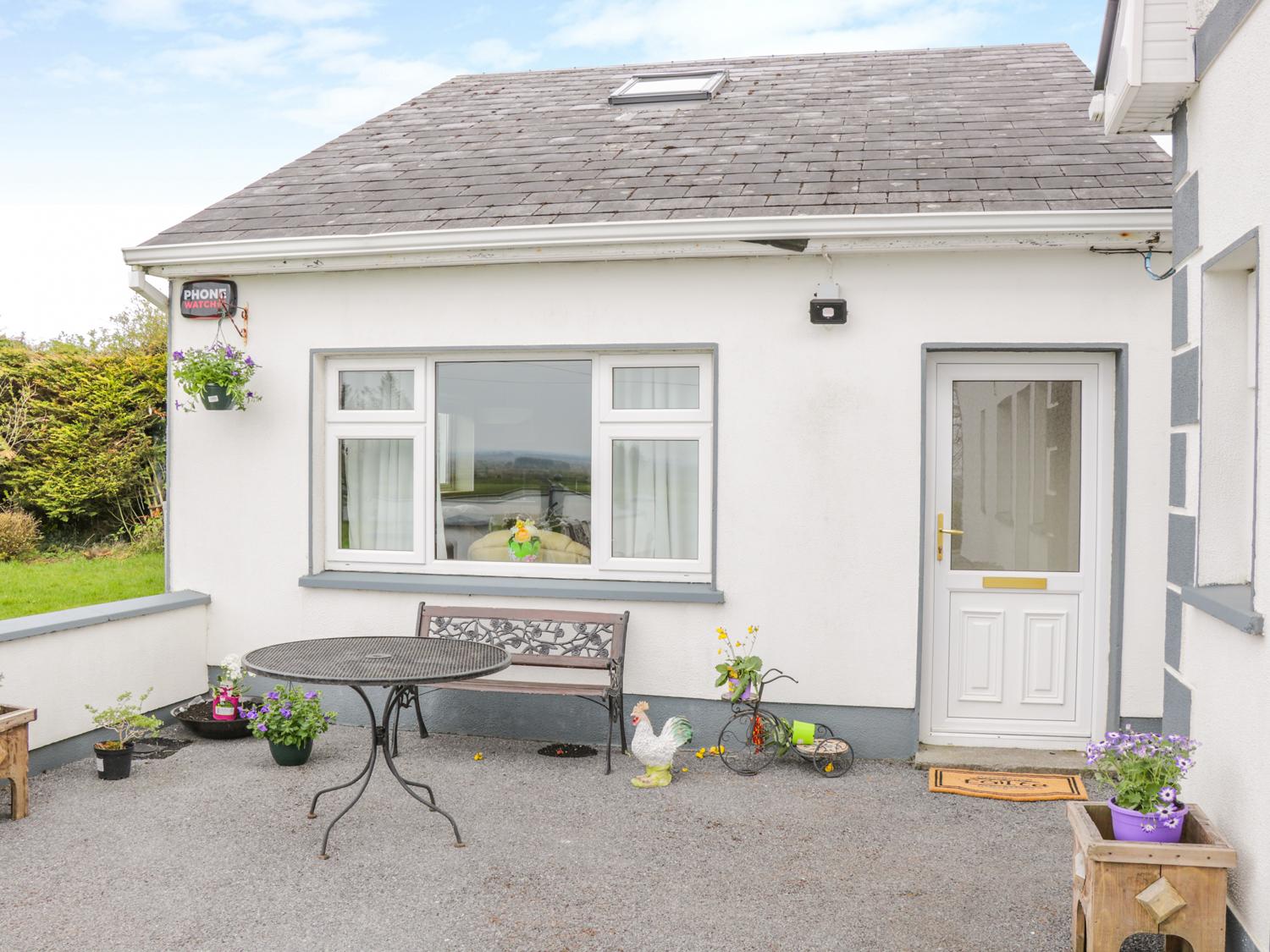 Holiday Cottage Reviews for Sunset View - Cottage Holiday in Creggs, Galway