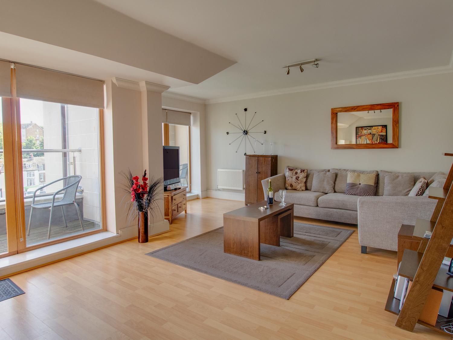 Holiday Cottage Reviews for Townbridge Penthouse - Holiday Cottage in Weymouth, Dorset