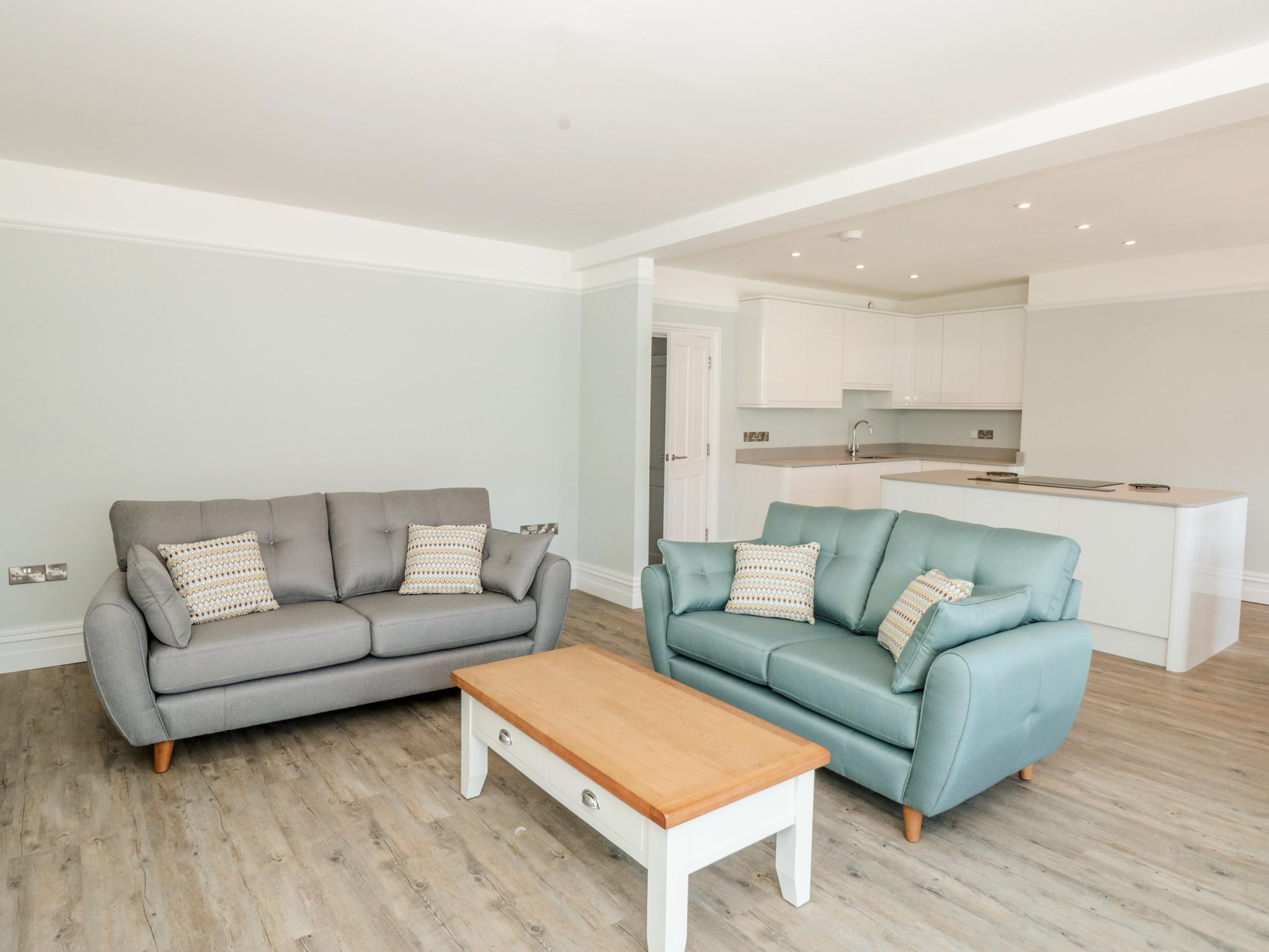 Unique Apartments In Dartmouth Devon for Small Space