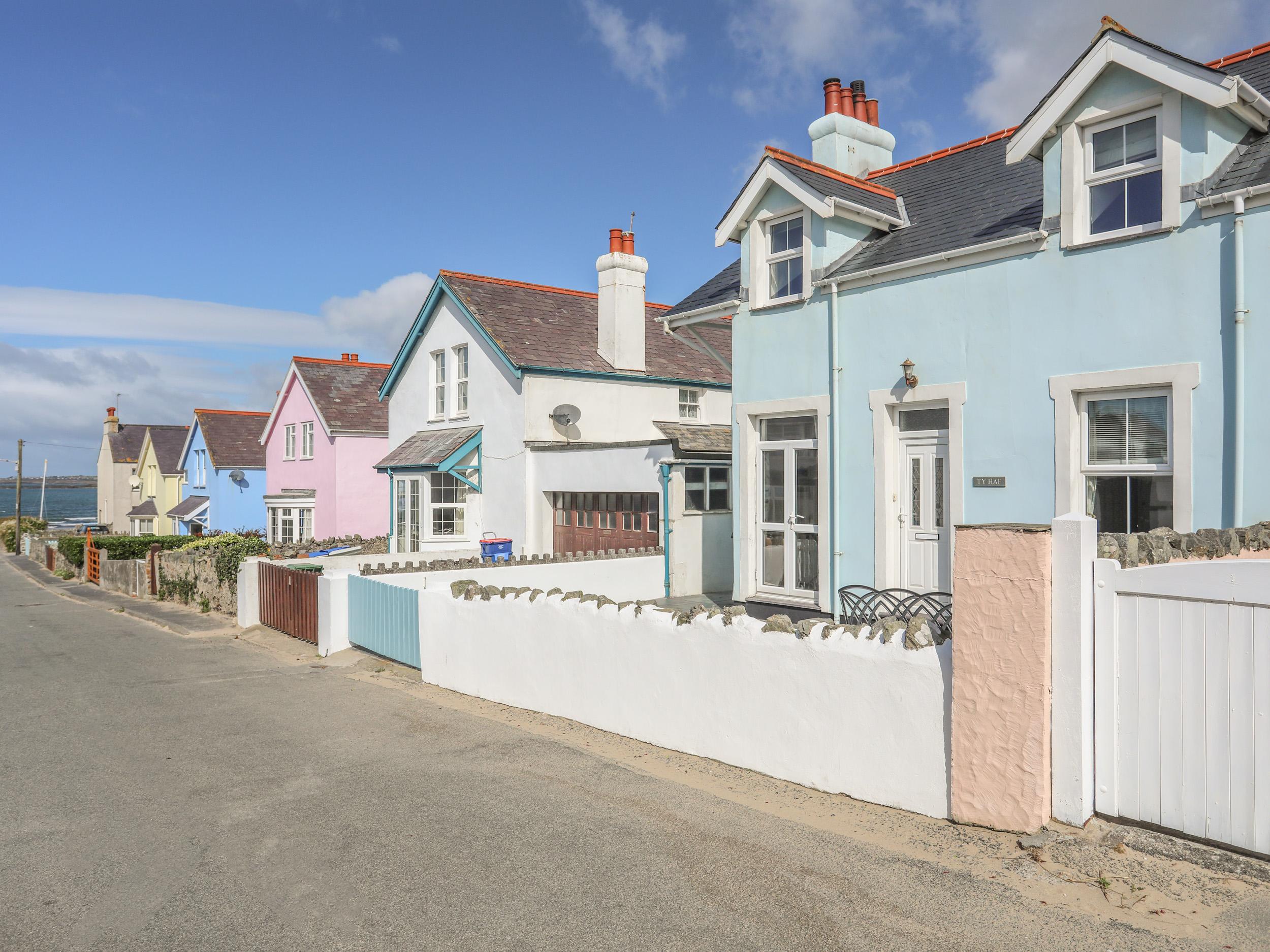 Holiday Cottage Reviews for Ty Haf - Holiday Cottage in Rhosneigr, Isle Of Anglesey