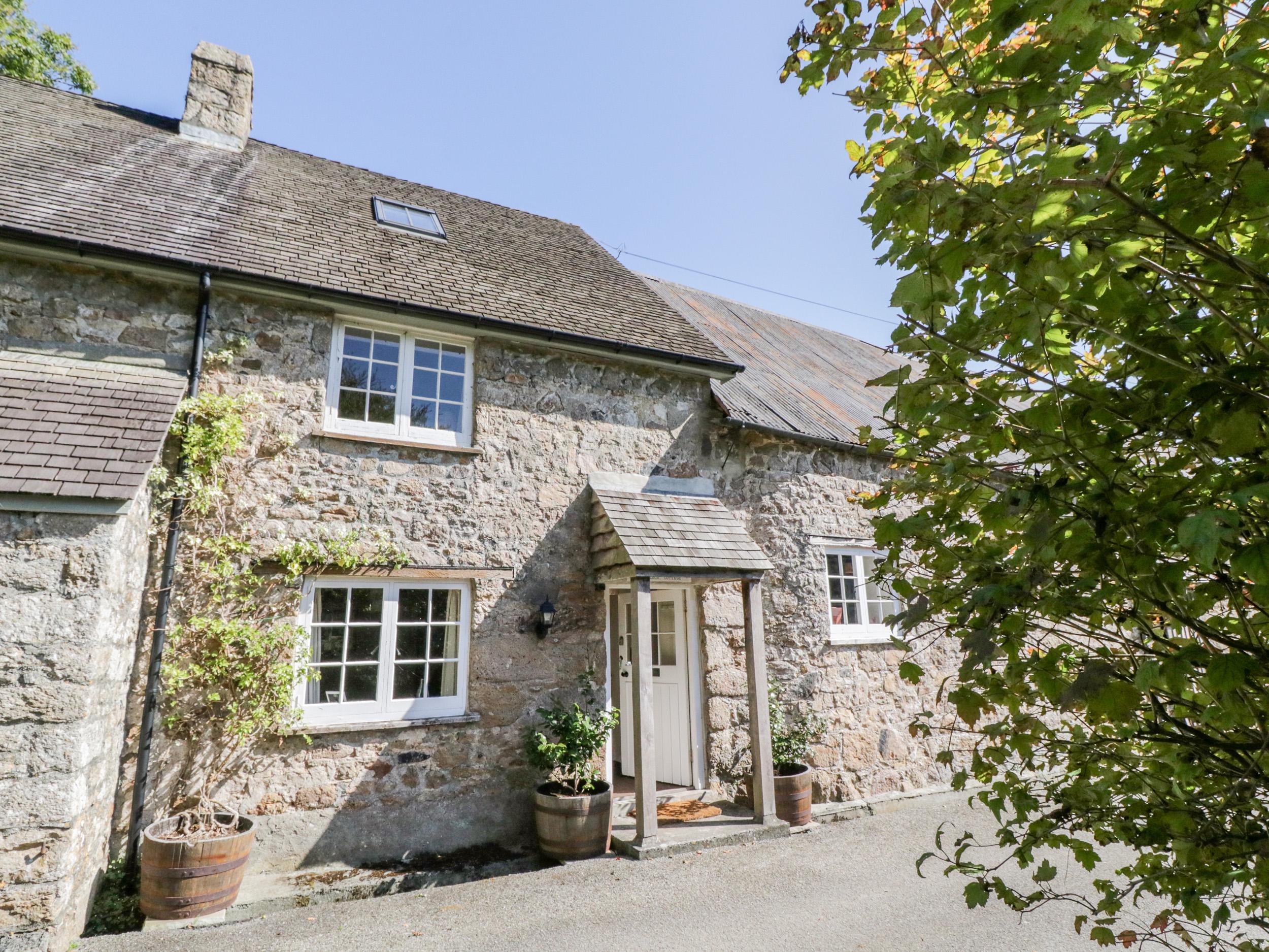 Cromlech Cottage