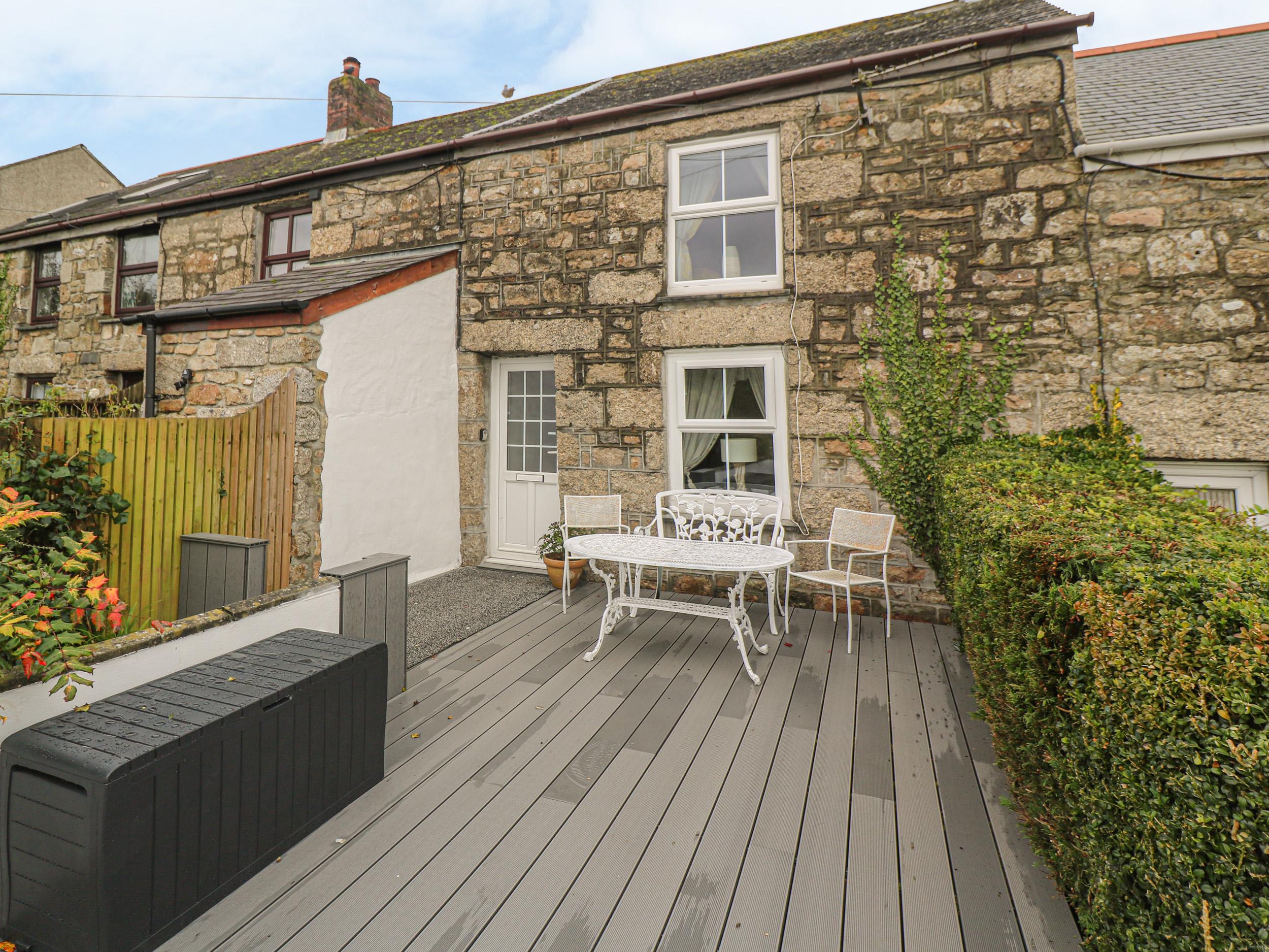 Holiday Cottage Reviews for Brea Cottage - Holiday Cottage in Penzance, Cornwall inc Scilly