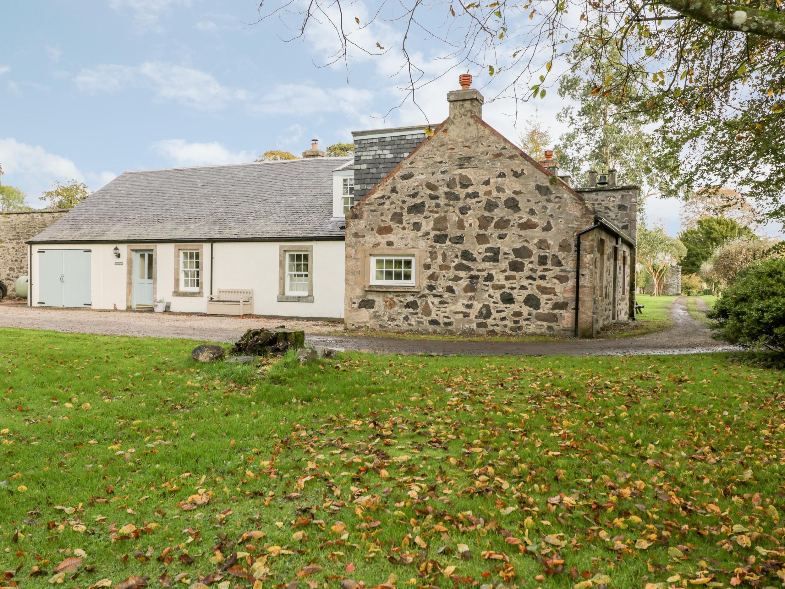 Clutha Cottage, Isle Of Bute, Argyll and Bute - Cottage Holiday Reviews