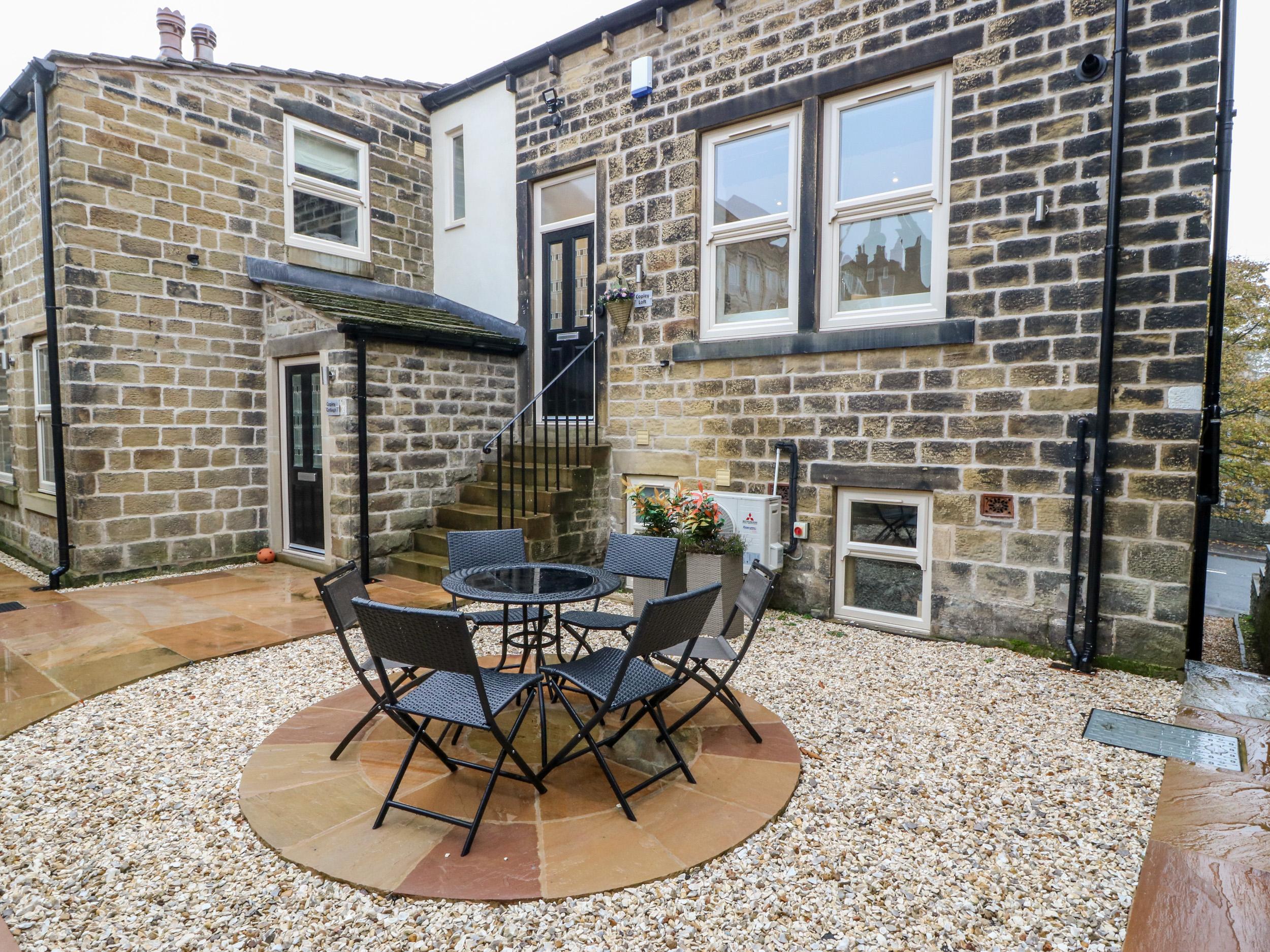 Holiday Cottage Reviews for Copley Loft - Self Catering in Holmfirth, West Yorkshire