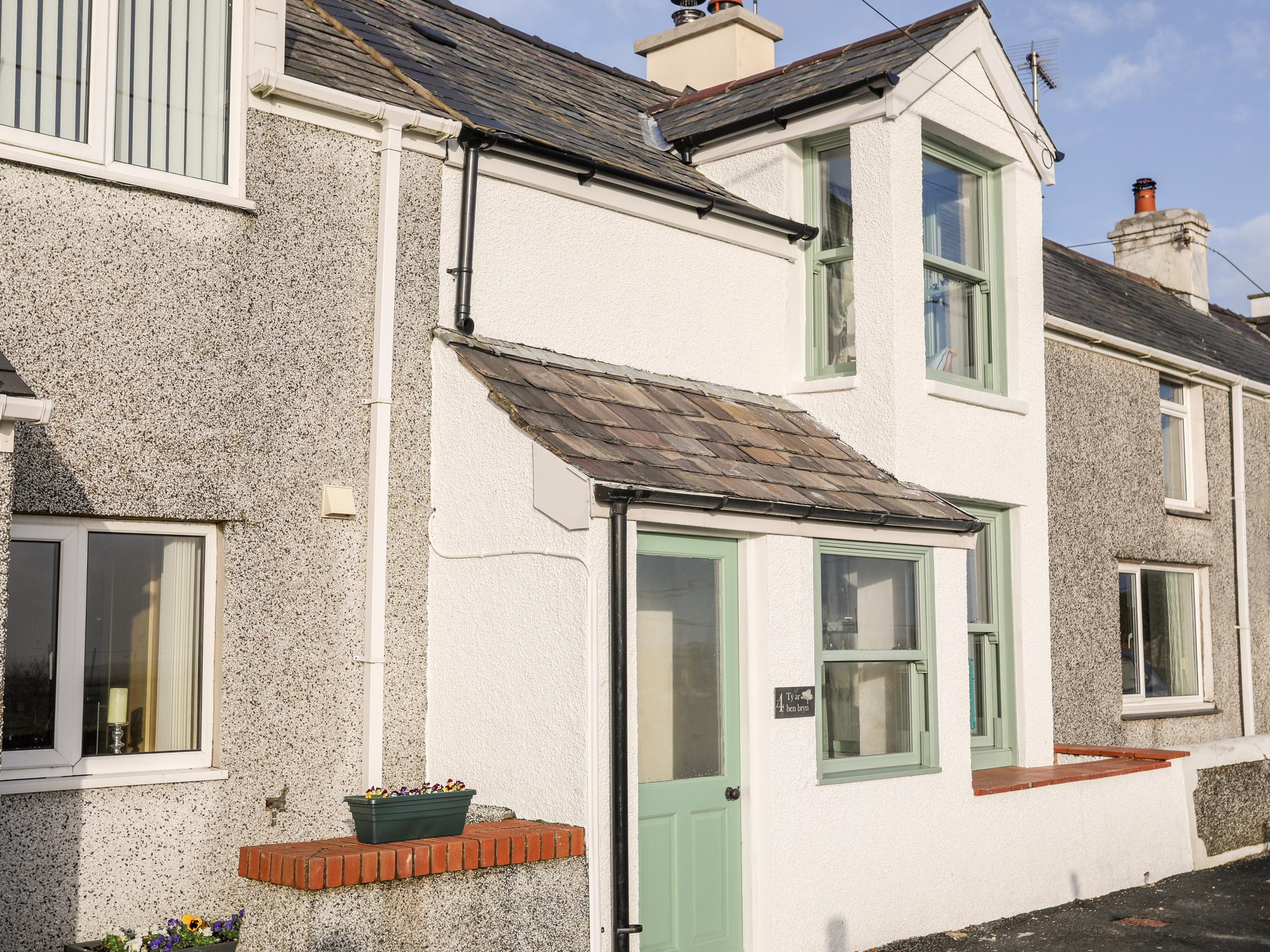 Holiday Cottage Reviews for Ty ar Ben Bryn - Holiday Cottage in Rhosneigr, Isle Of Anglesey