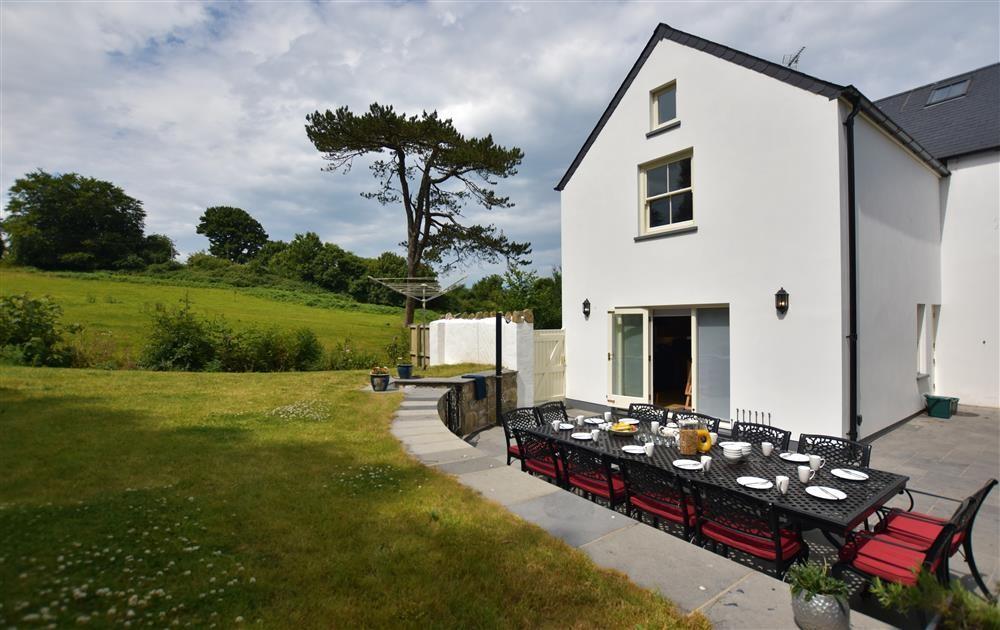 Holiday Cottage Reviews for Gwelfor - Cottage Holiday in Newport, Pembrokeshire