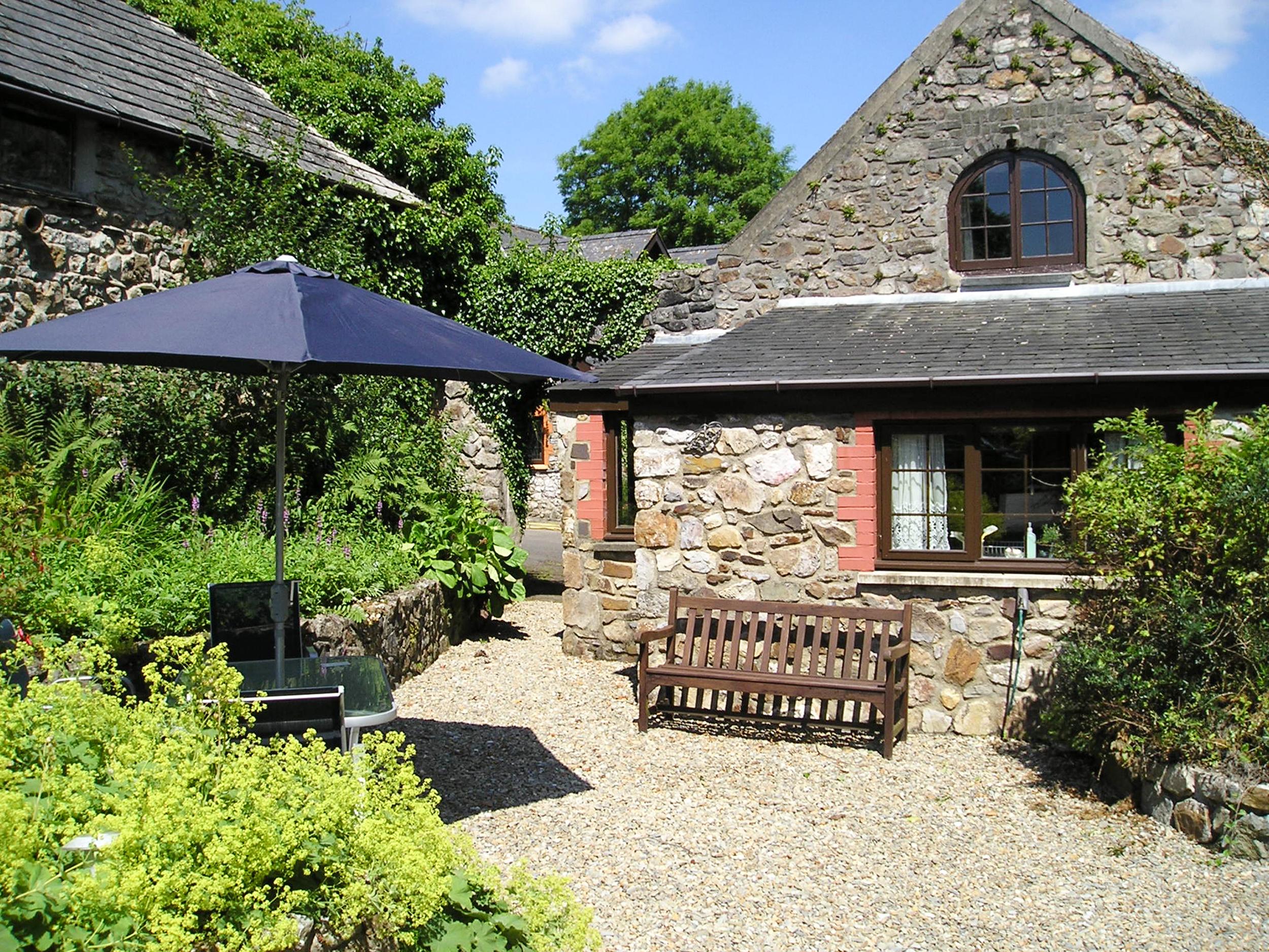 Holiday Cottage Reviews for Barn Court Cottage - Holiday Cottage in Narberth, Pembrokeshire