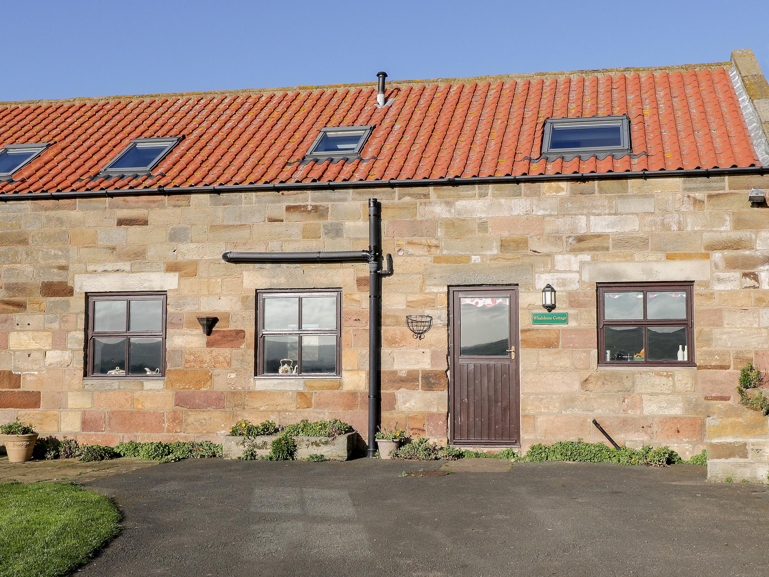 Holiday Cottage Reviews for Whalebone Cottage - Holiday Cottage in Whitby, North Yorkshire