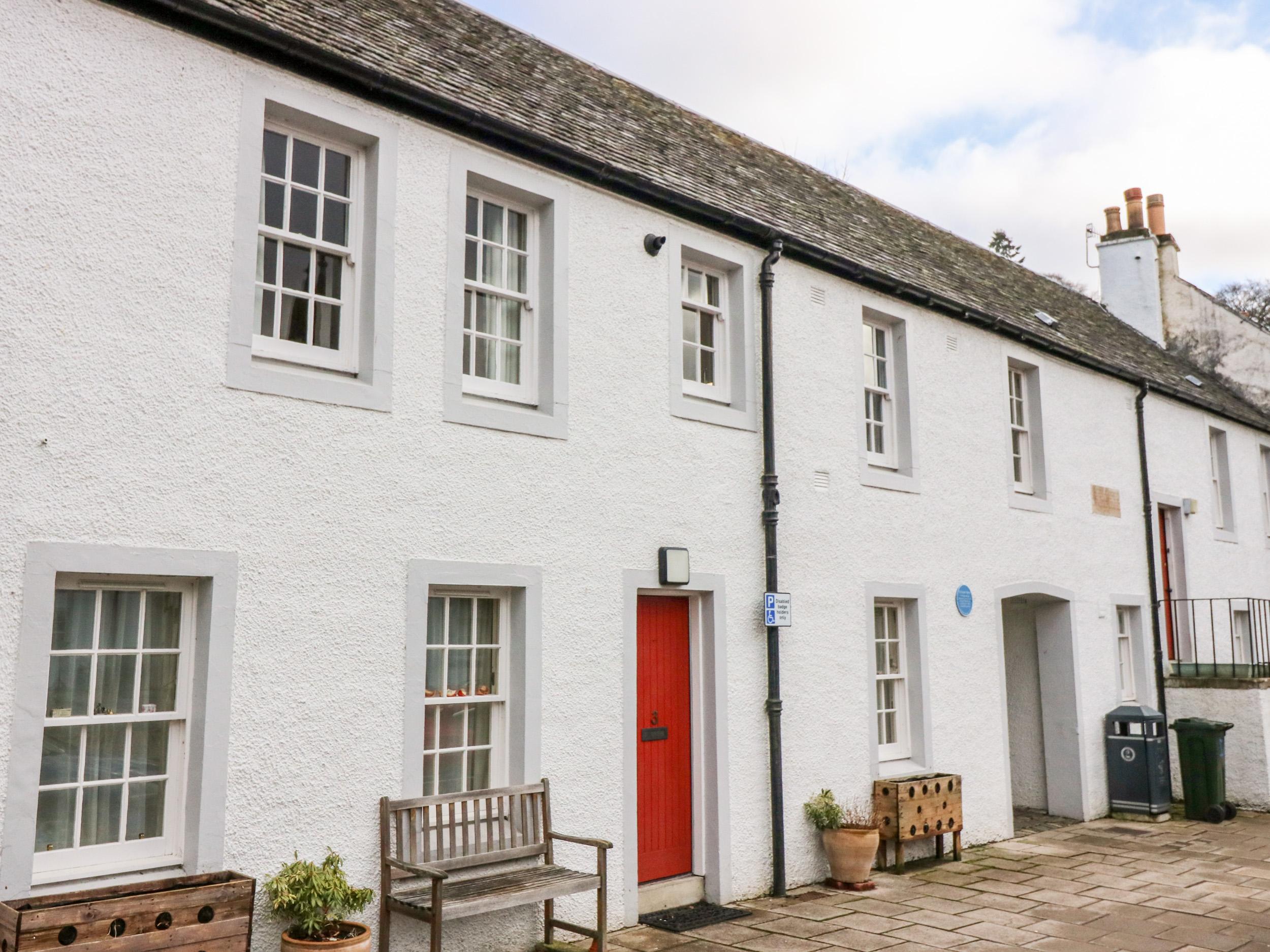 Holiday Cottage Reviews for 1 The Cross - Self Catering in Dunkeld, Perth and Kinross