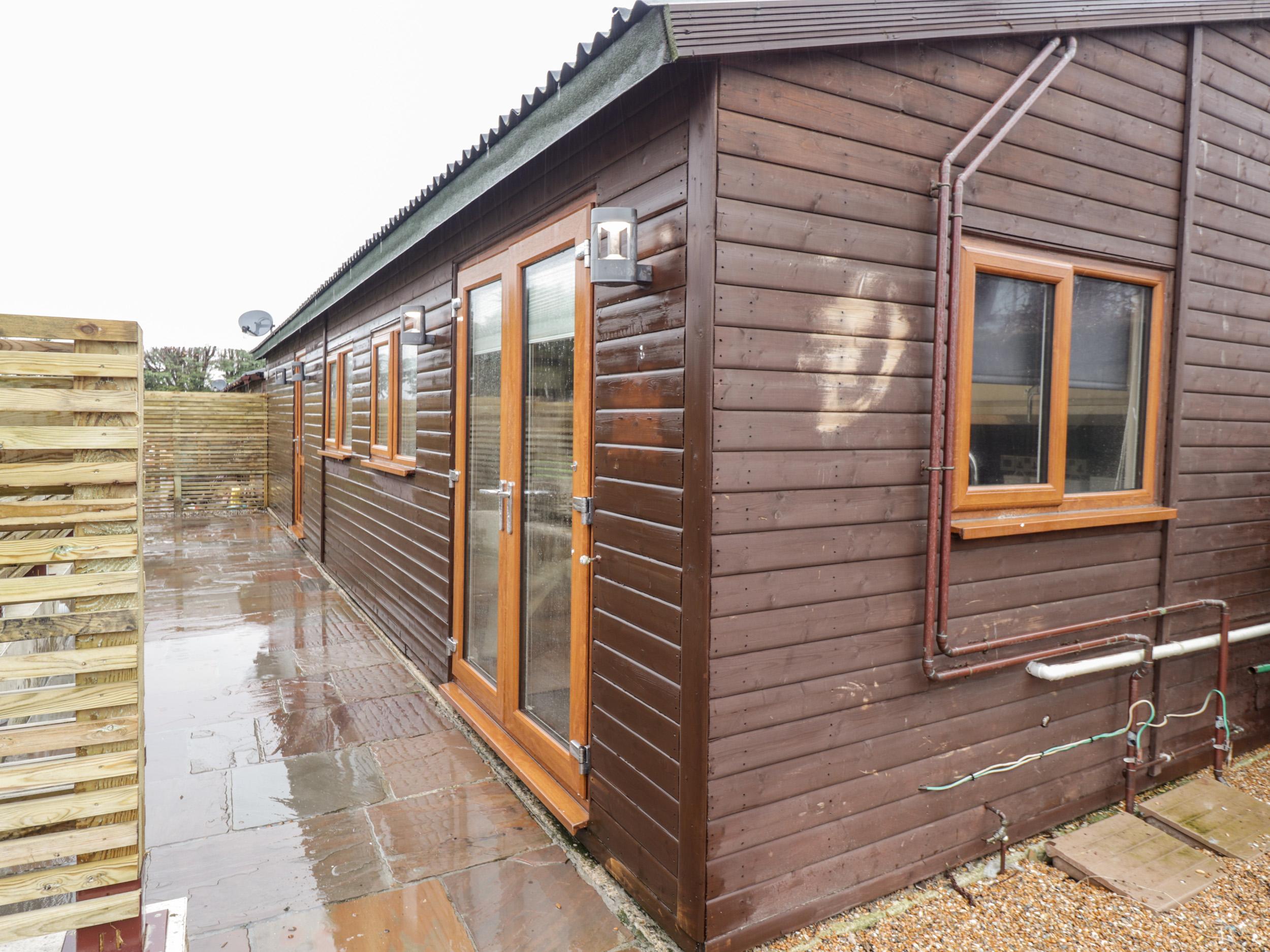 Holiday Cottage Reviews for Sparrows Den Lodge - Cottage Holiday in Hastings, East Sussex