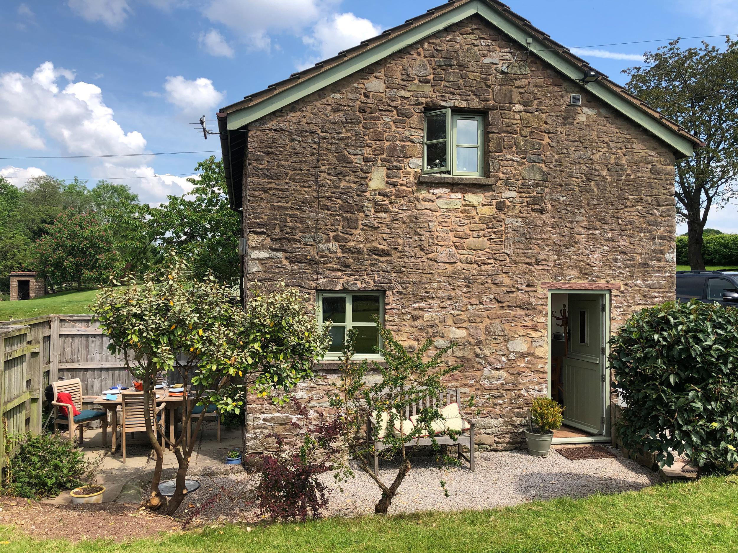 Holiday Cottage Reviews for The Stable - Self Catering in Ross on Wye, Herefordshire
