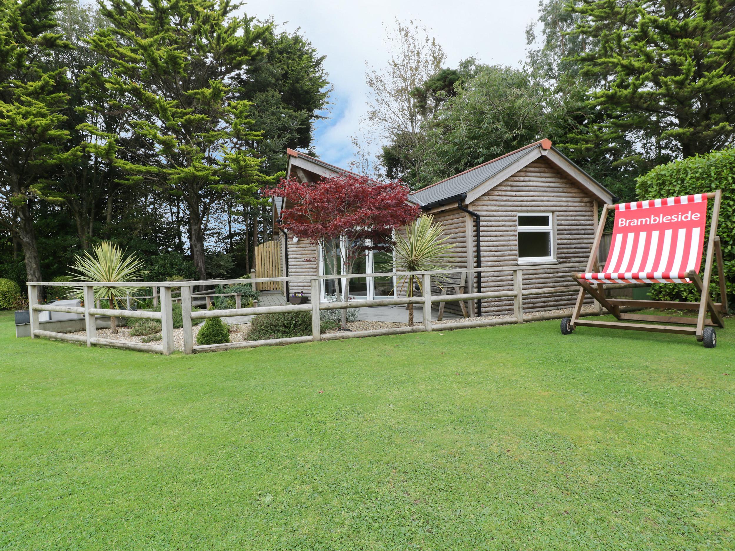 Holiday Cottage Reviews for Brambleside Lodge - Holiday Cottage in Truro, Cornwall inc Scilly