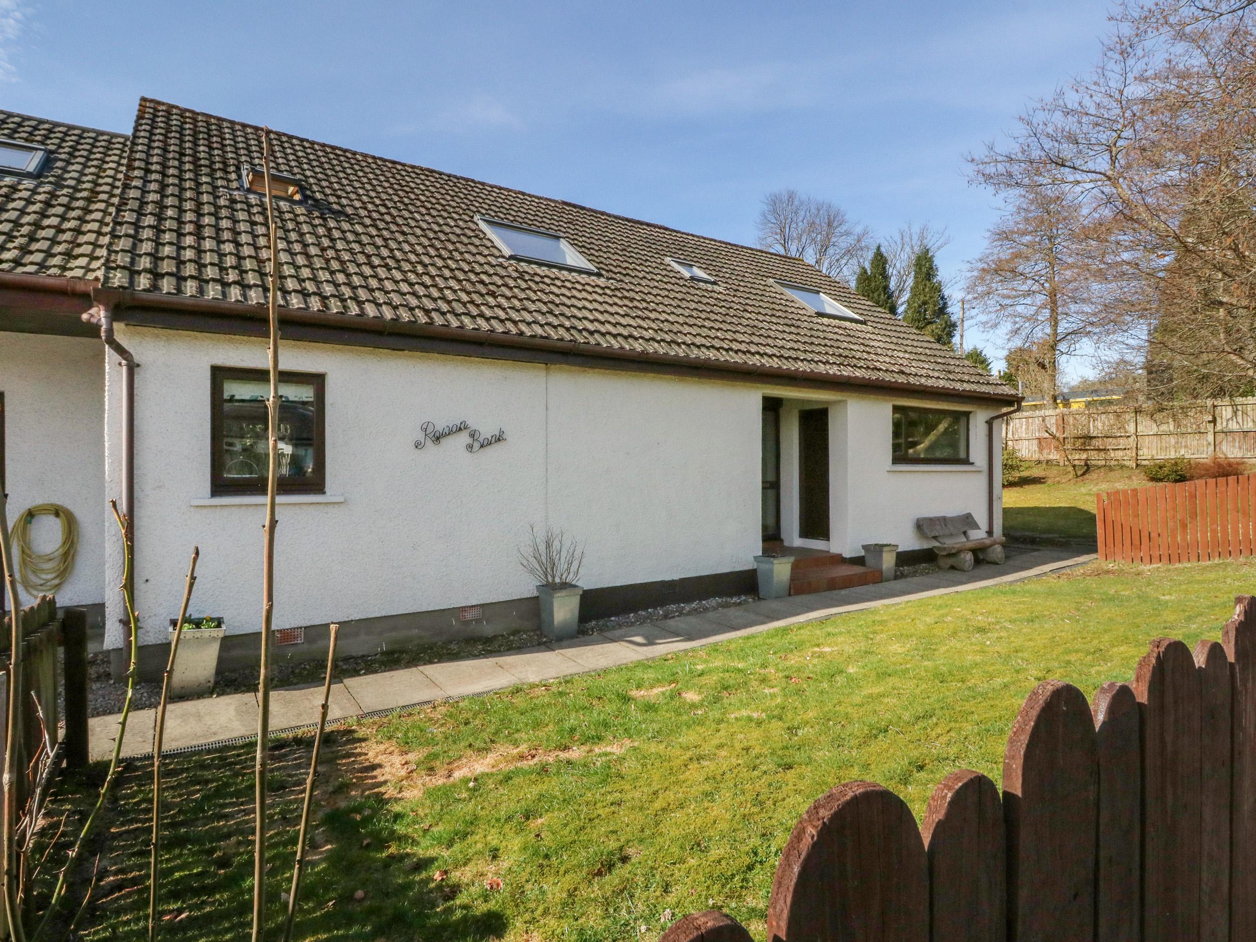 Holiday Cottage Reviews for Rowan Bank - Self Catering Property in Spean Bridge, Highlands