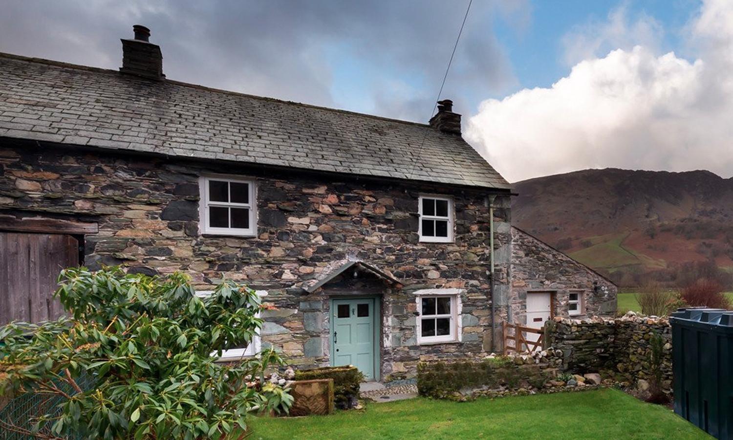 Holiday Cottage Reviews for Yew Tree Cottage Borrowdale - Cottage Holiday in Keswick, Cumbria