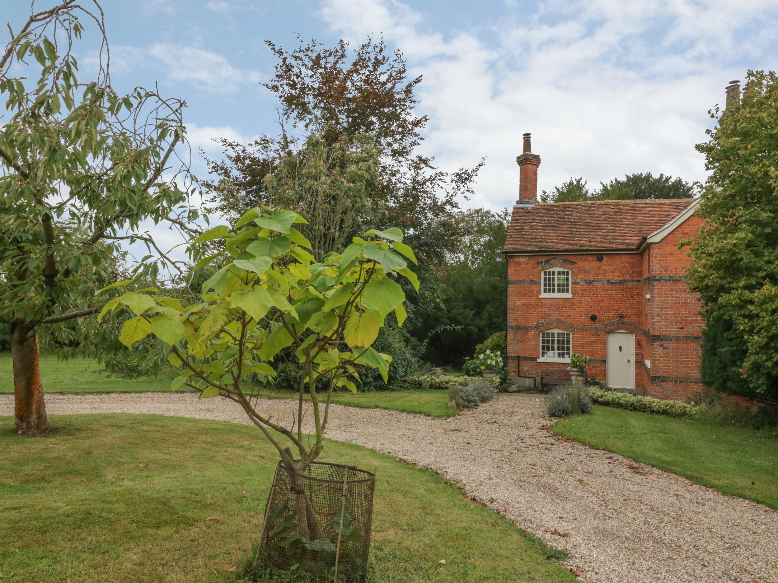 Holiday Cottage Reviews for The Garden Cottage - Self Catering in Castle Hedingham, Essex