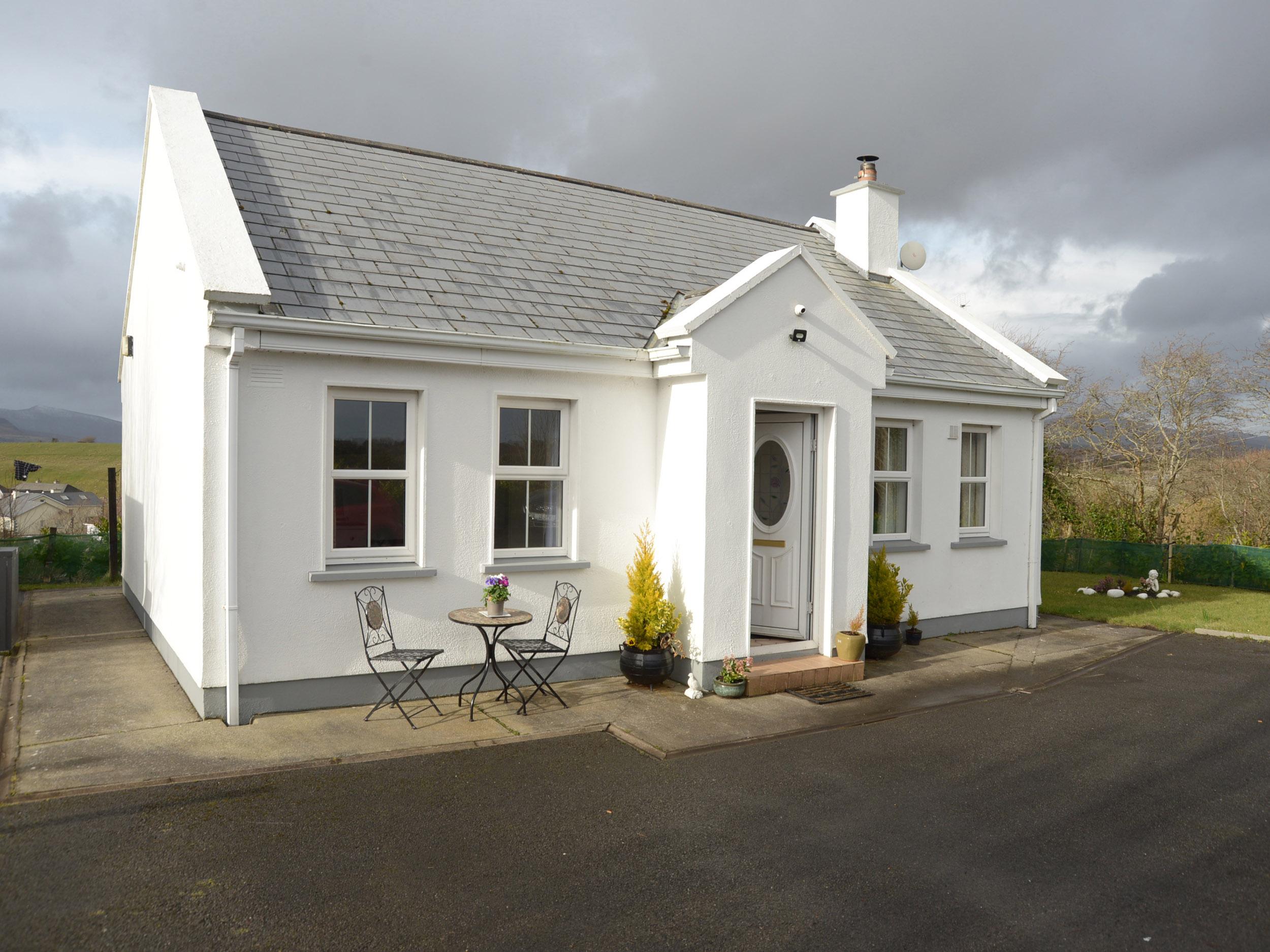Holiday Cottage Reviews for Church View - Self Catering Property in Newport, Mayo
