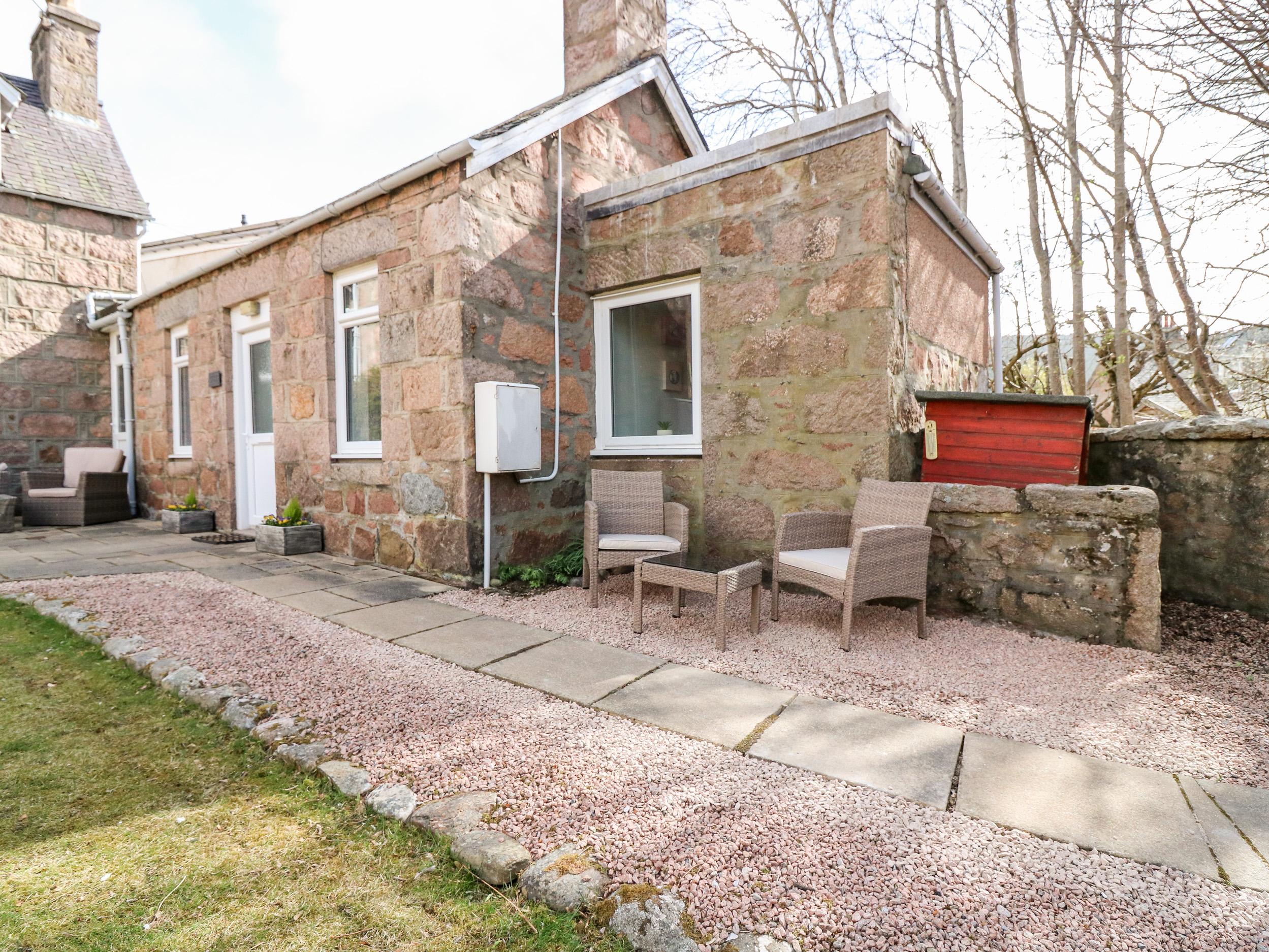 Holiday Cottage Reviews for Gairnlea Cottage - Cottage Holiday in Ballater, Aberdeenshire