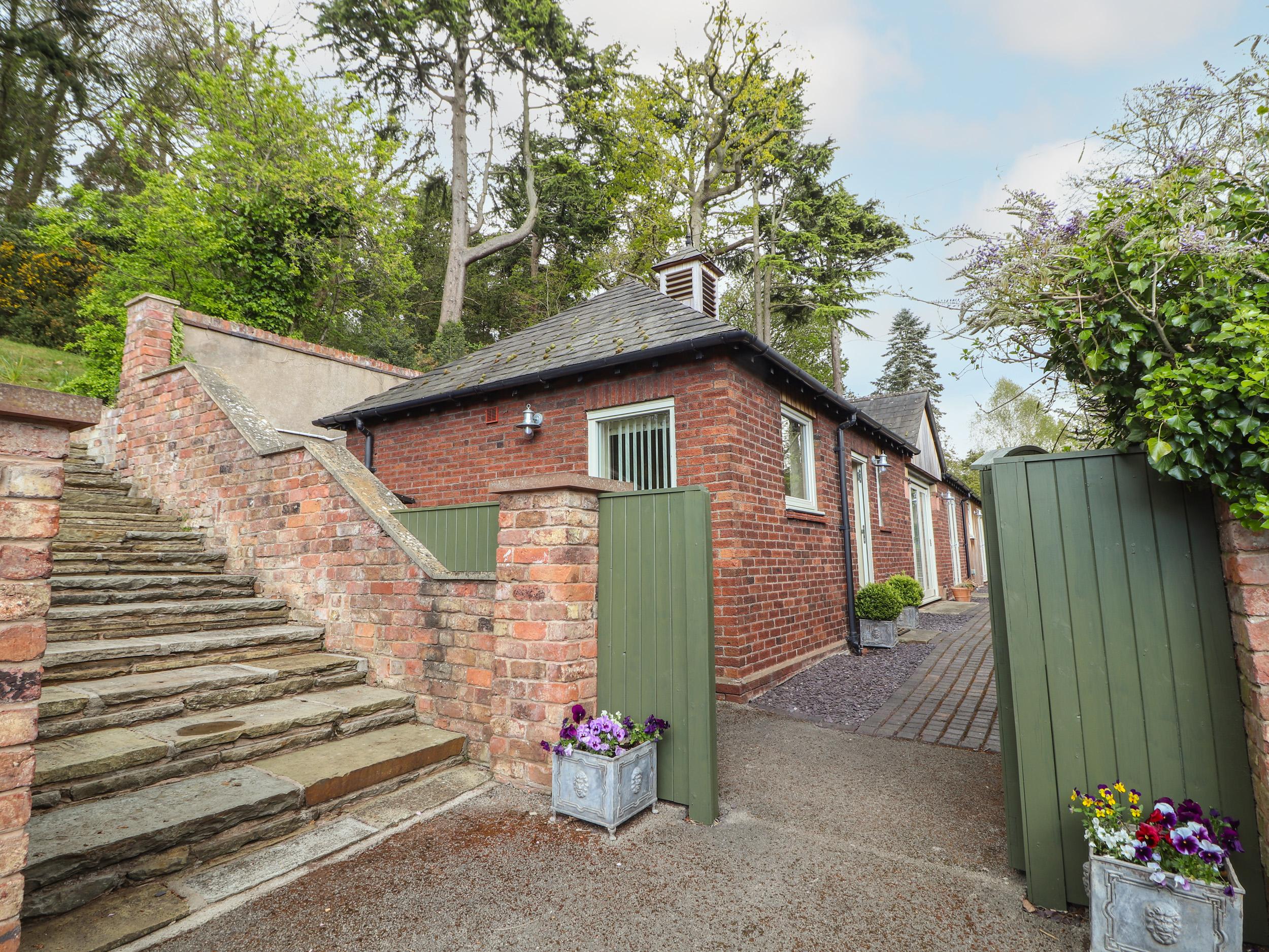 Holiday Cottage Reviews for Badgers Rake - Cottage Holiday in Neston, Cheshire