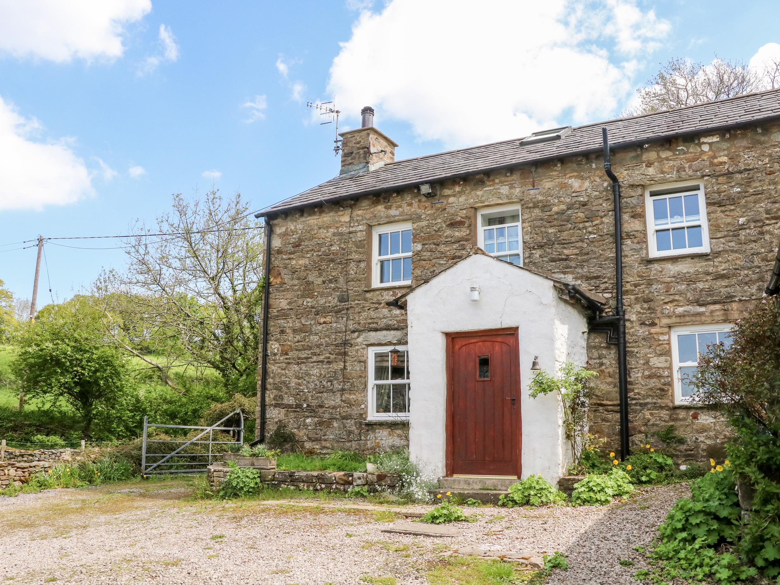 Holiday Cottage Reviews for Spout Cottage - Self Catering in Sedbergh, Cumbria