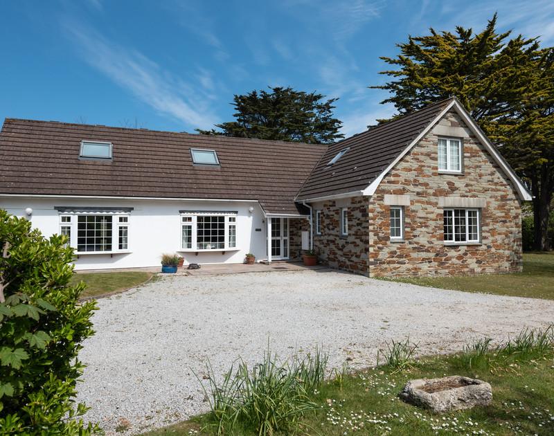 Holiday Cottage Reviews for Sunnynook - Holiday Cottage in Rock, Cornwall Inc Scilly