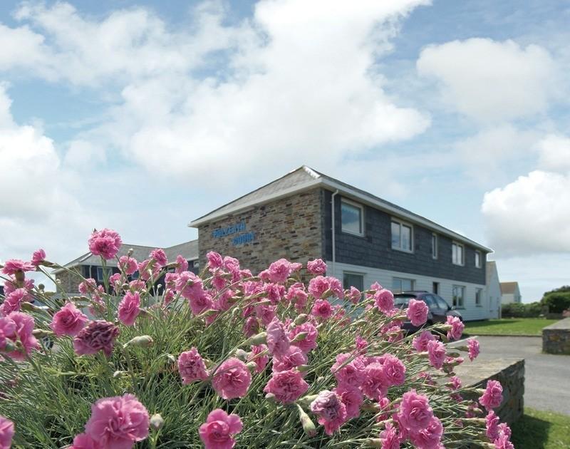 Holiday Cottage Reviews for Polzeath Court 4 - Holiday Cottage in Polzeath, Cornwall Inc Scilly