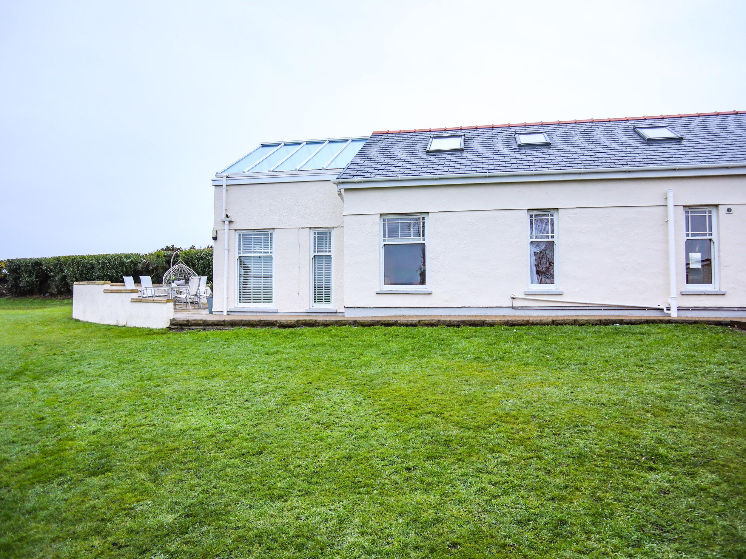 Holiday Cottage Reviews for Anglesey Holiday Let - Self Catering in Rhosneigr, Isle of Anglesey
