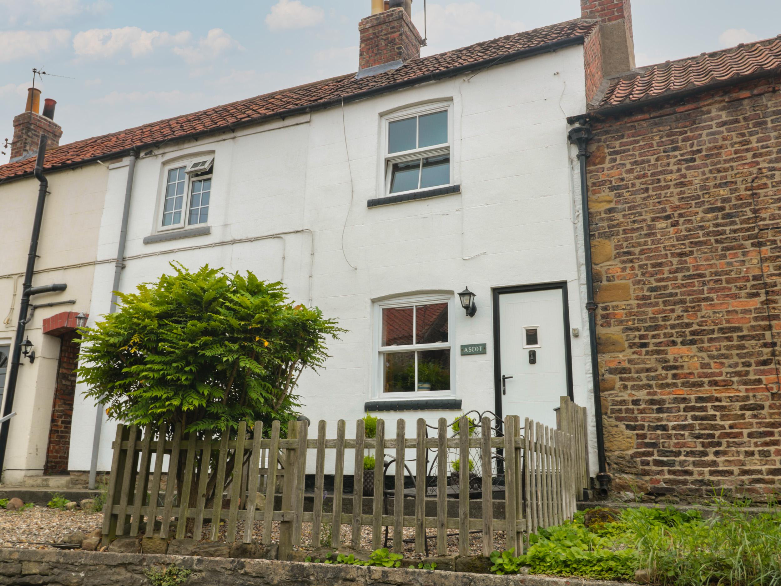 Holiday Cottage Reviews for Ascot Cottage - Self Catering in York, North Yorkshire