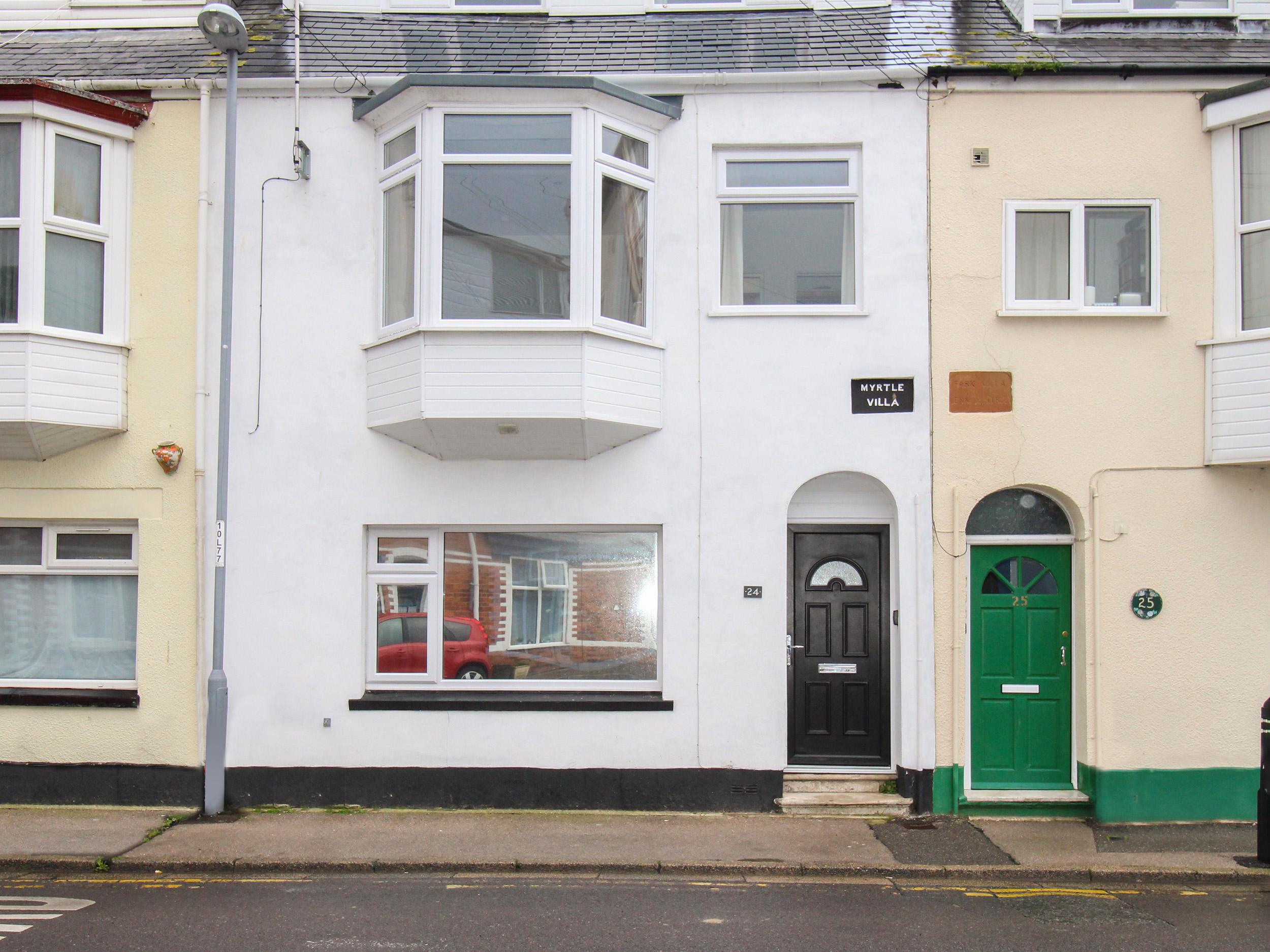 Holiday Cottage Reviews for Myrtle Villa - Self Catering in Weymouth, Dorset