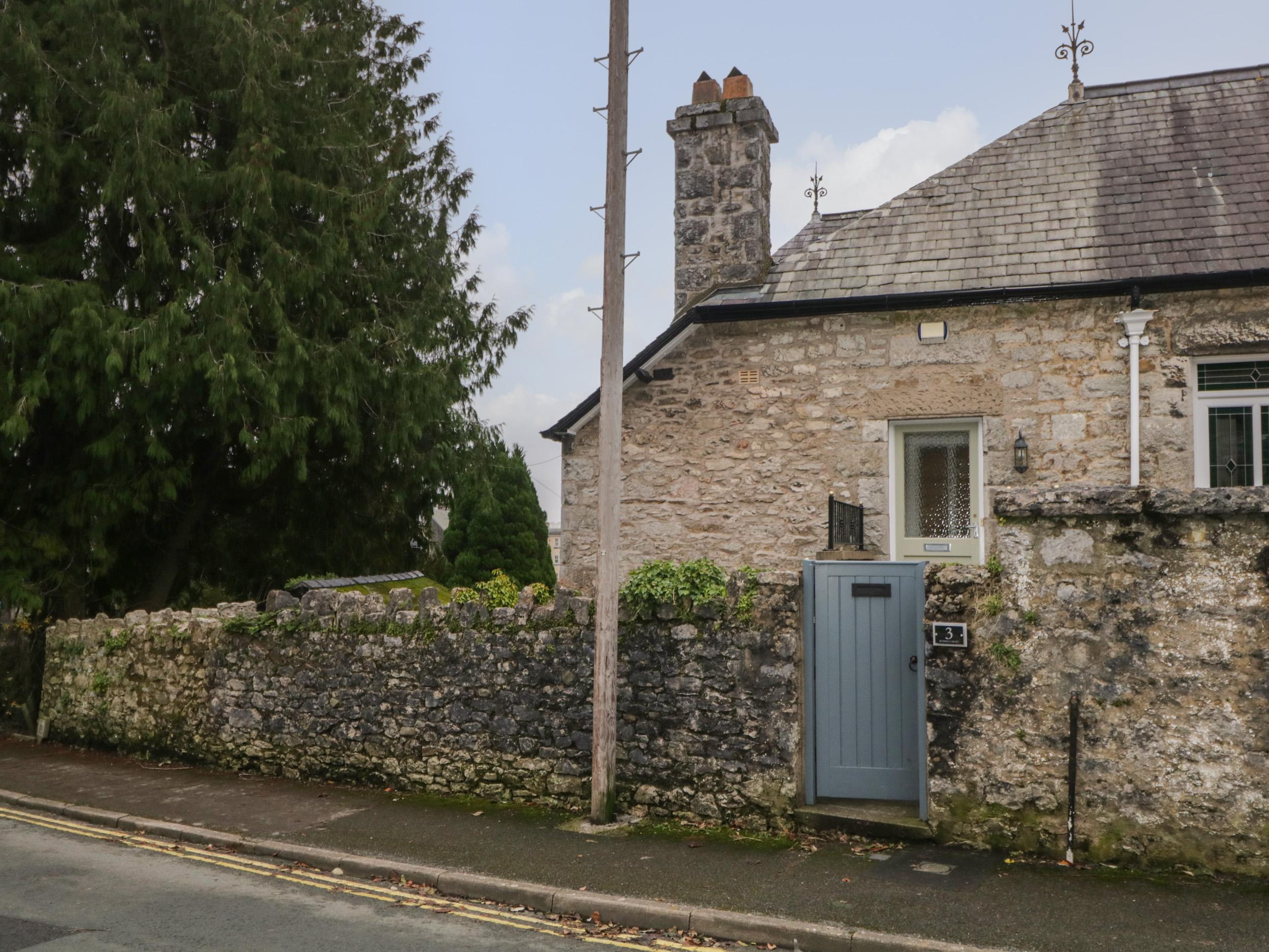 Holiday Cottage Reviews for 3 Boddencroft - Holiday Cottage in Grange Over Sands, Cumbria