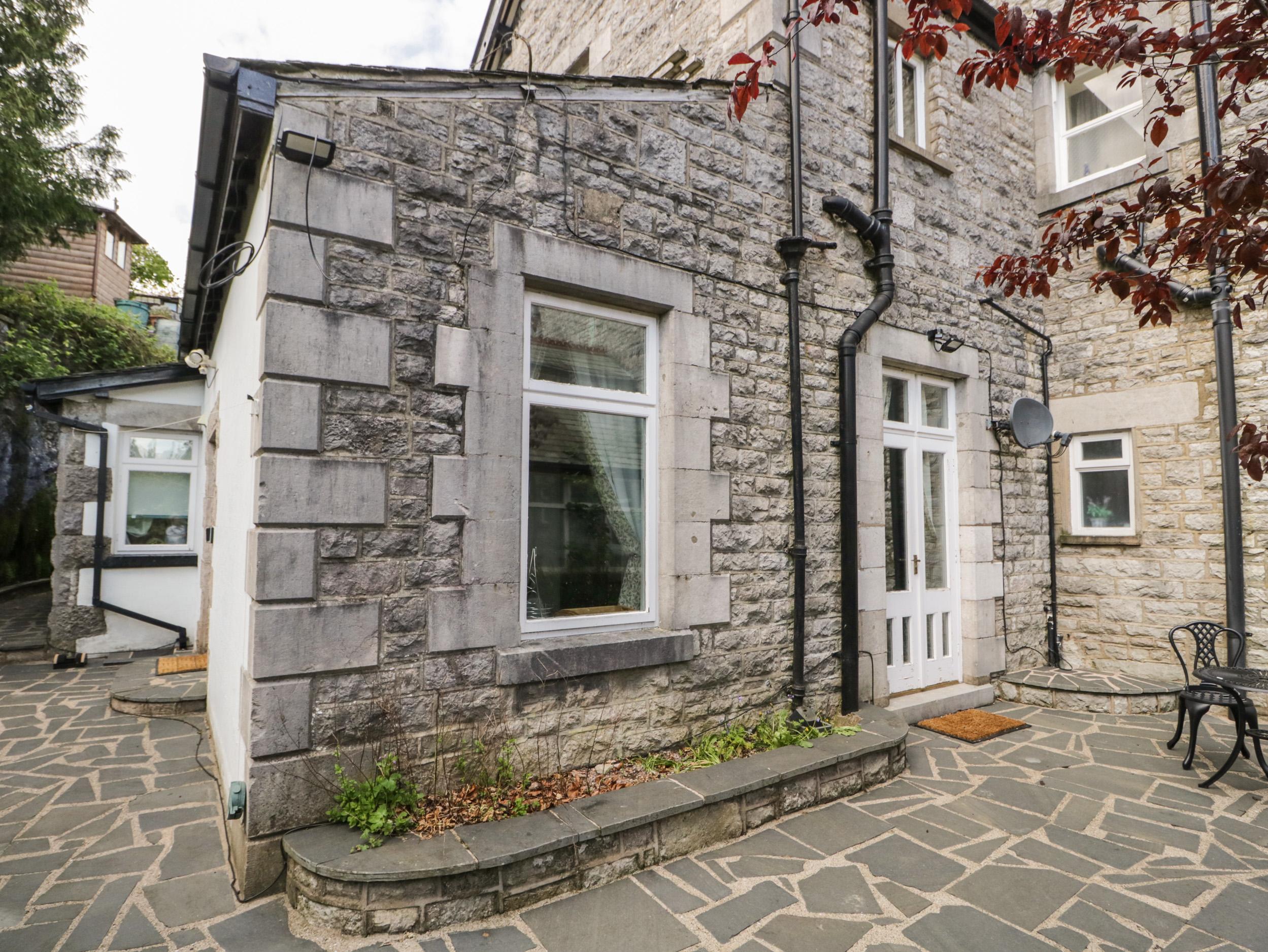 Holiday Cottage Reviews for 1 Rockland Cottage - Self Catering in Grange Over Sands, Cumbria