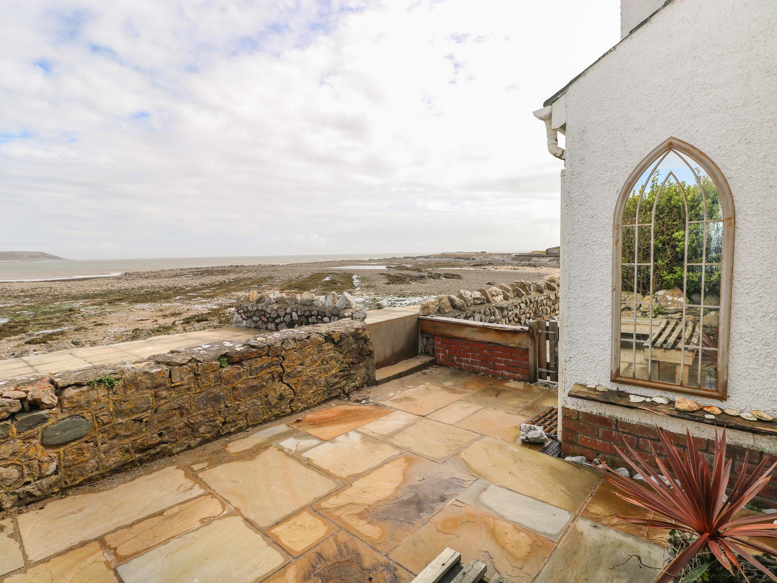 Holiday Cottage Reviews for 1 Salt Cottage - Self Catering Property in Swansea, West Glamorgan
