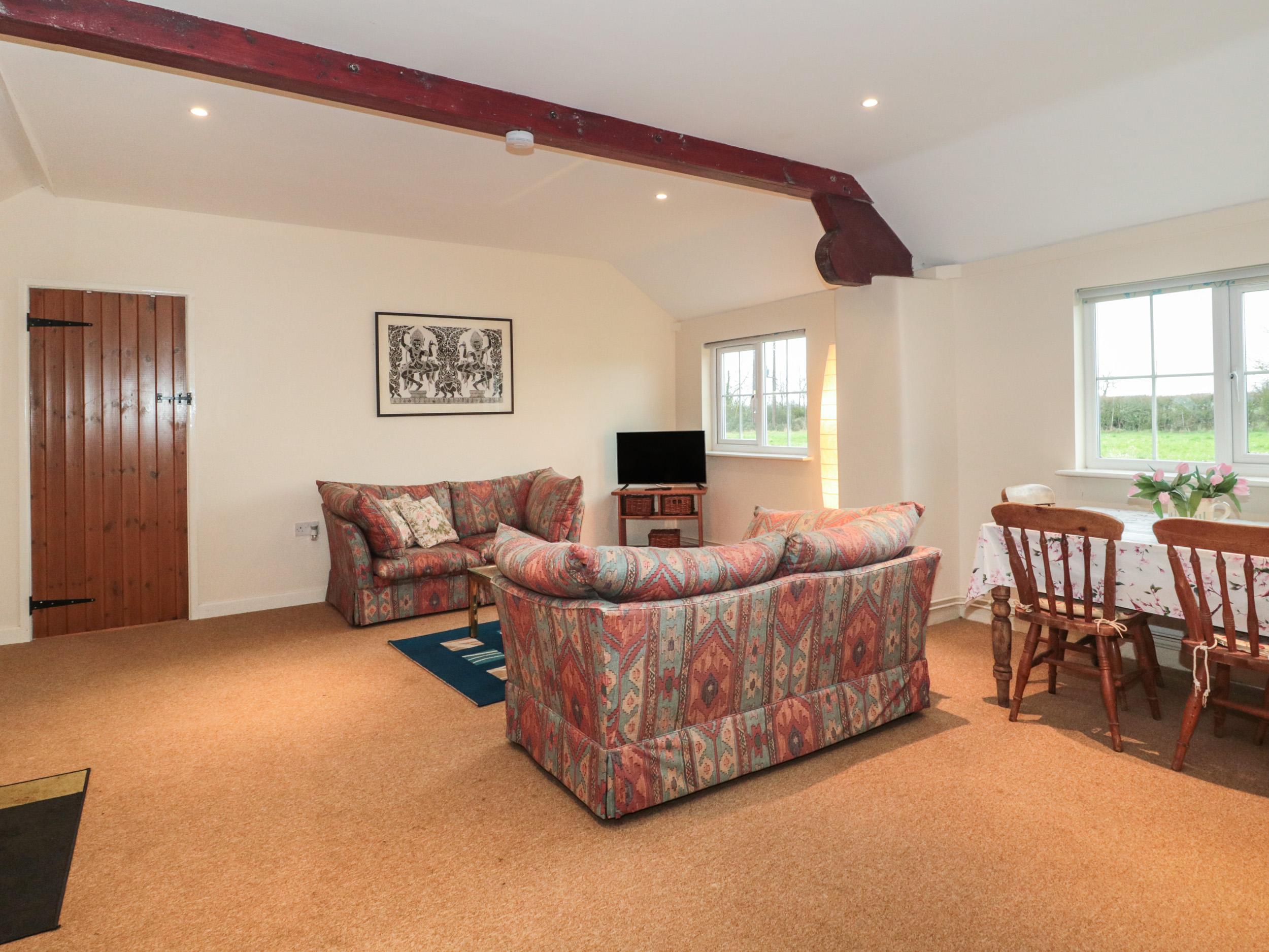 Holiday Cottage Reviews for Lower Farm - Holiday Cottage in Shaftesbury, Dorset