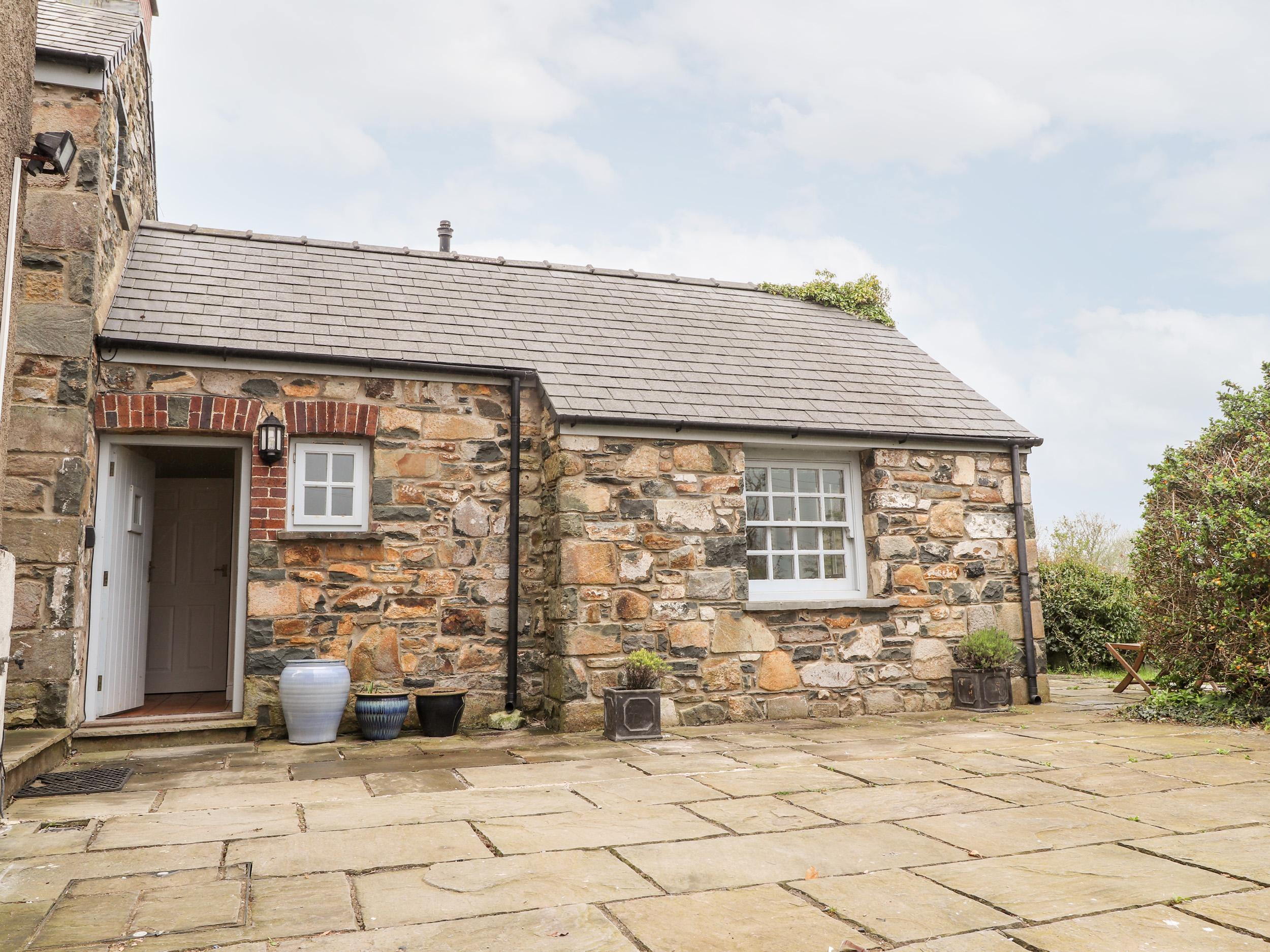 Holiday Cottage Reviews for Spring Hill Cottage - Holiday Cottage in Newport, Pembrokeshire