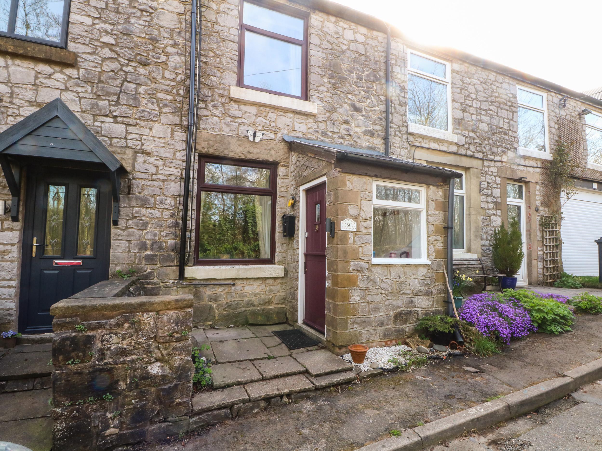 Holiday Cottage Reviews for Magdala - Holiday Cottage in Buxton, Derbyshire