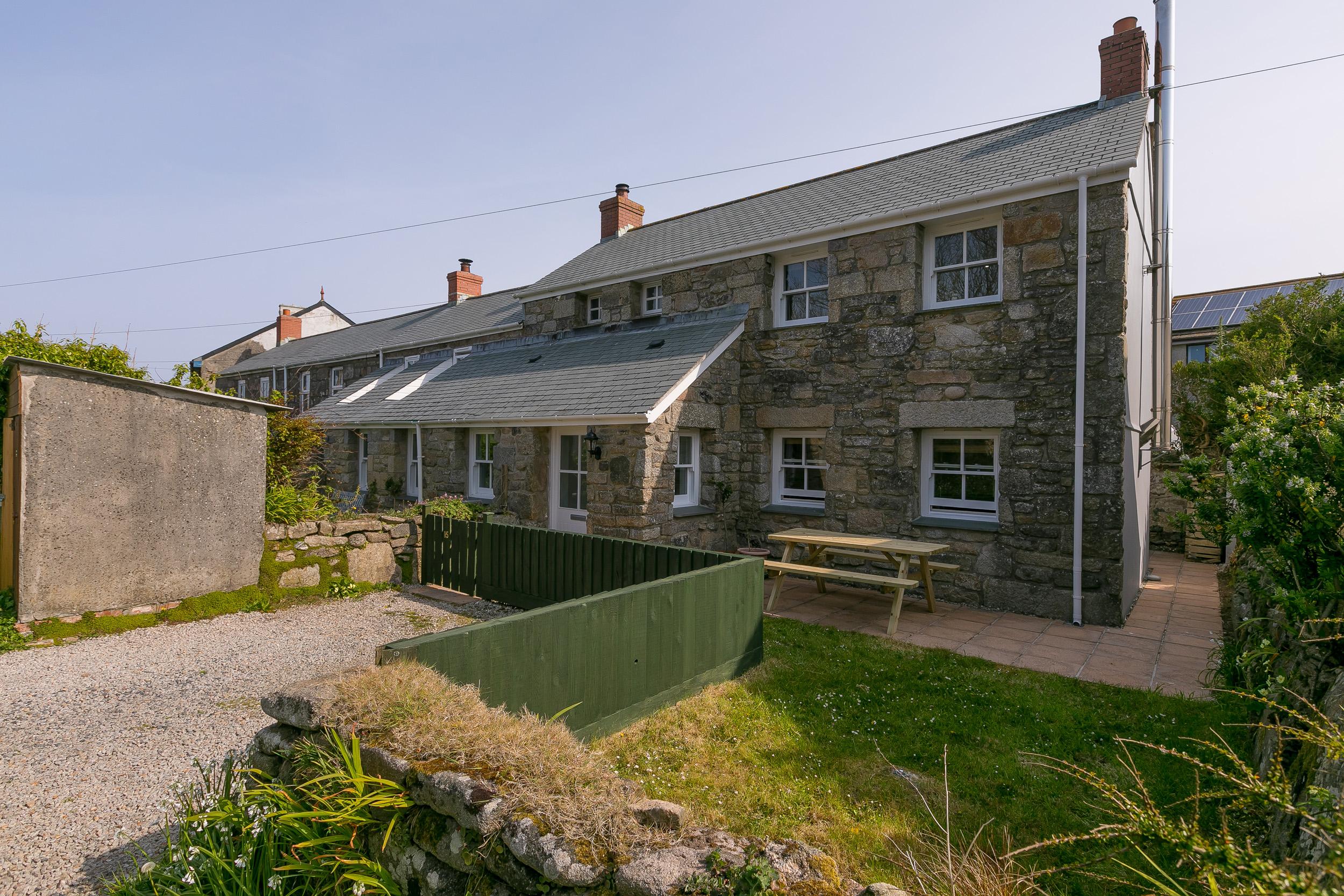 Holiday Cottage Reviews for 15 Boscaswell Downs - Holiday Cottage in Pendeen, Cornwall Inc Scilly