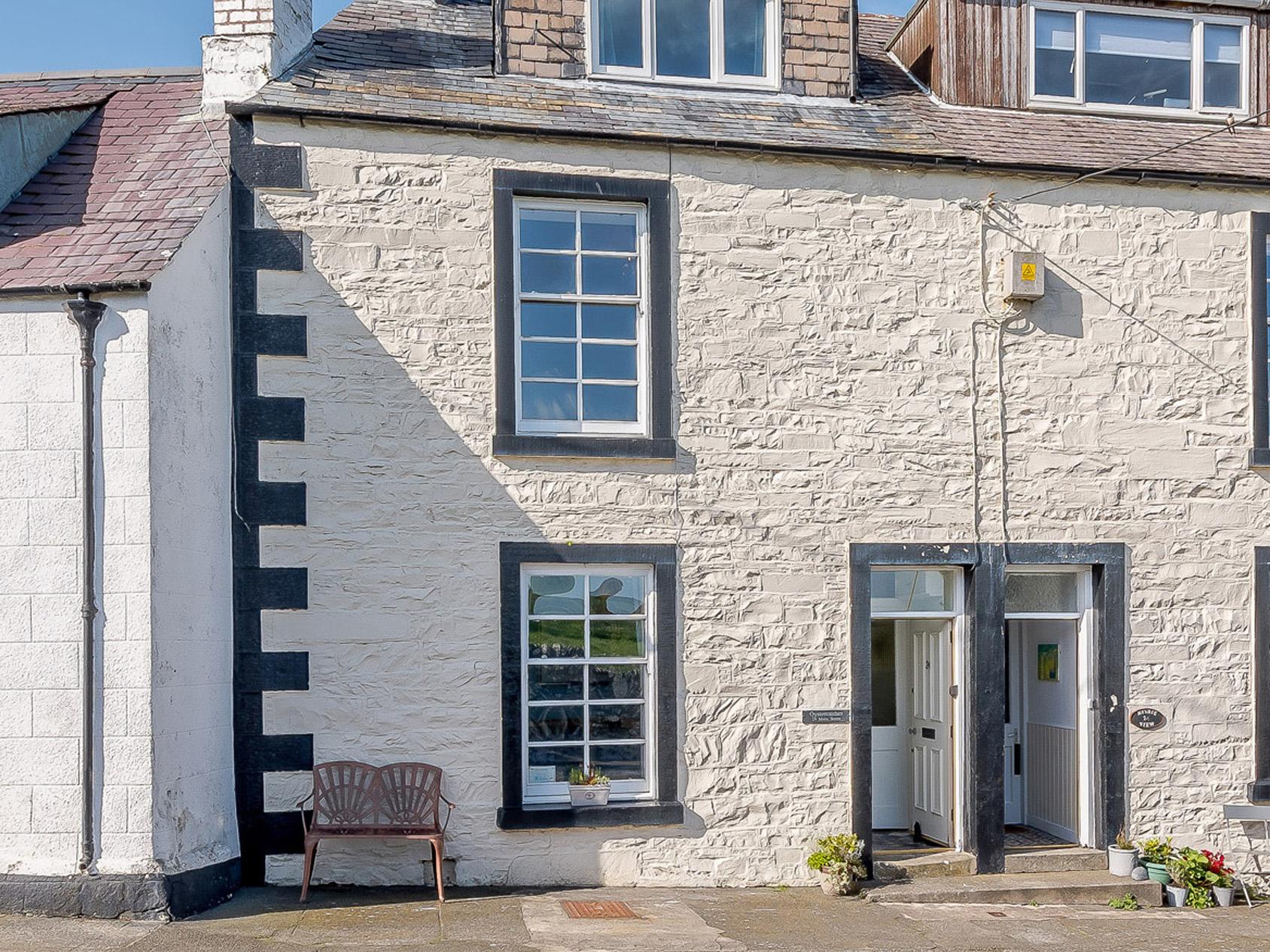 Holiday Cottage Reviews for Oystercatcher - Holiday Cottage in Isle Of Whithorn, Dumfries and Galloway