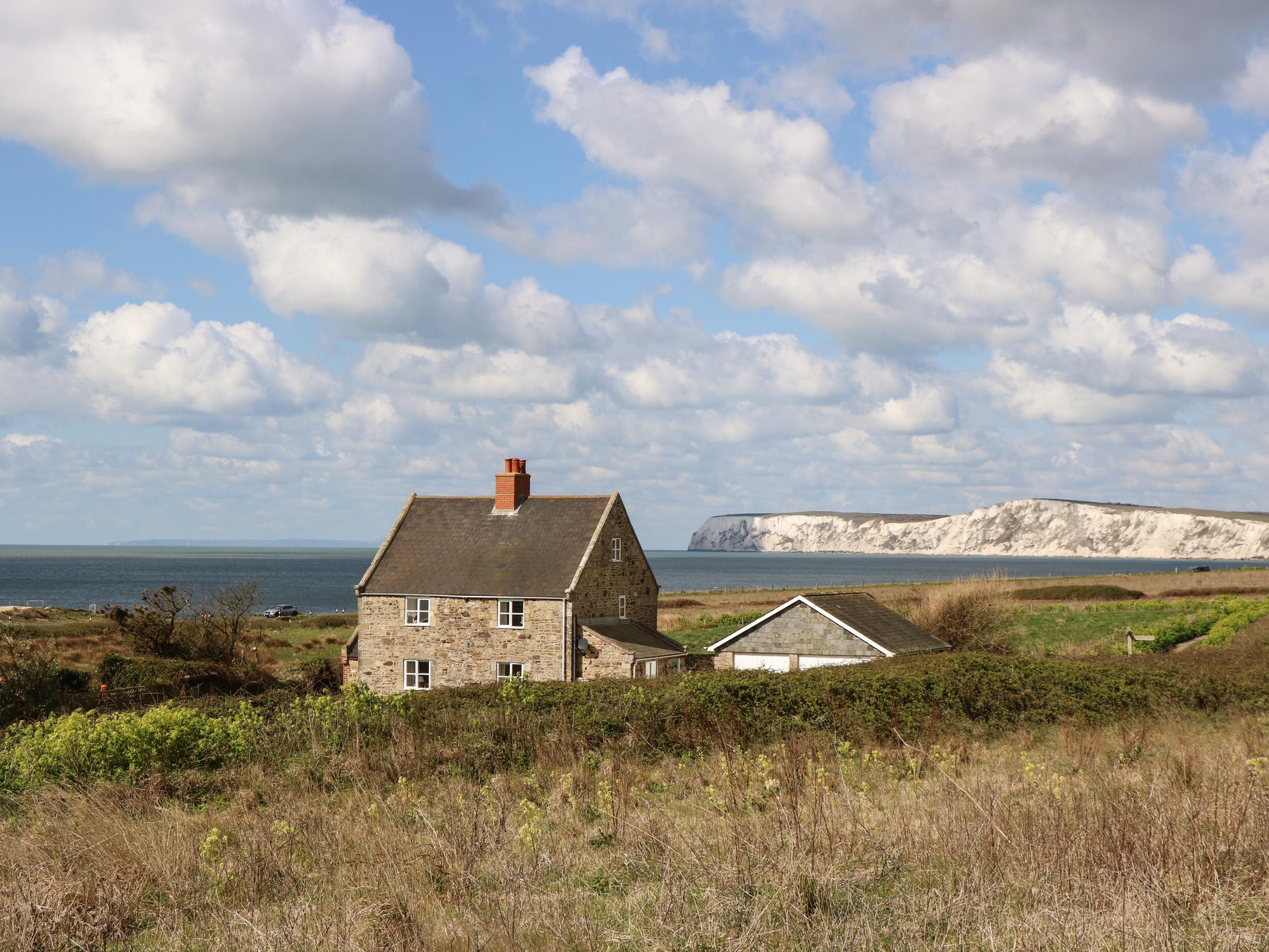 Holiday Cottage Reviews for Compton Grange - Holiday Cottage in Freshwater, Isle of Wight