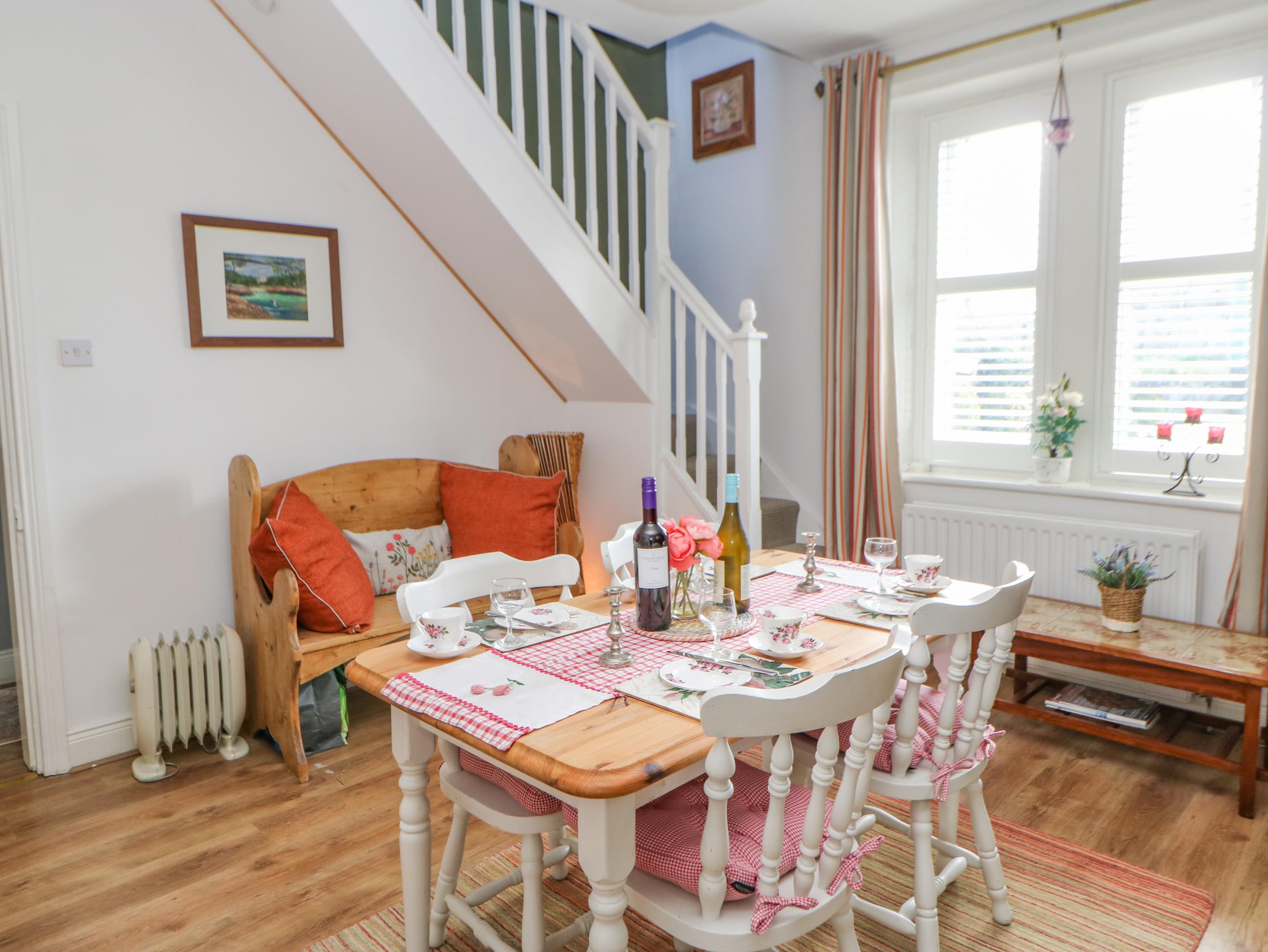 Holiday Cottage Reviews for Coram Lodge - Holiday Cottage in Lyme Regis, Dorset