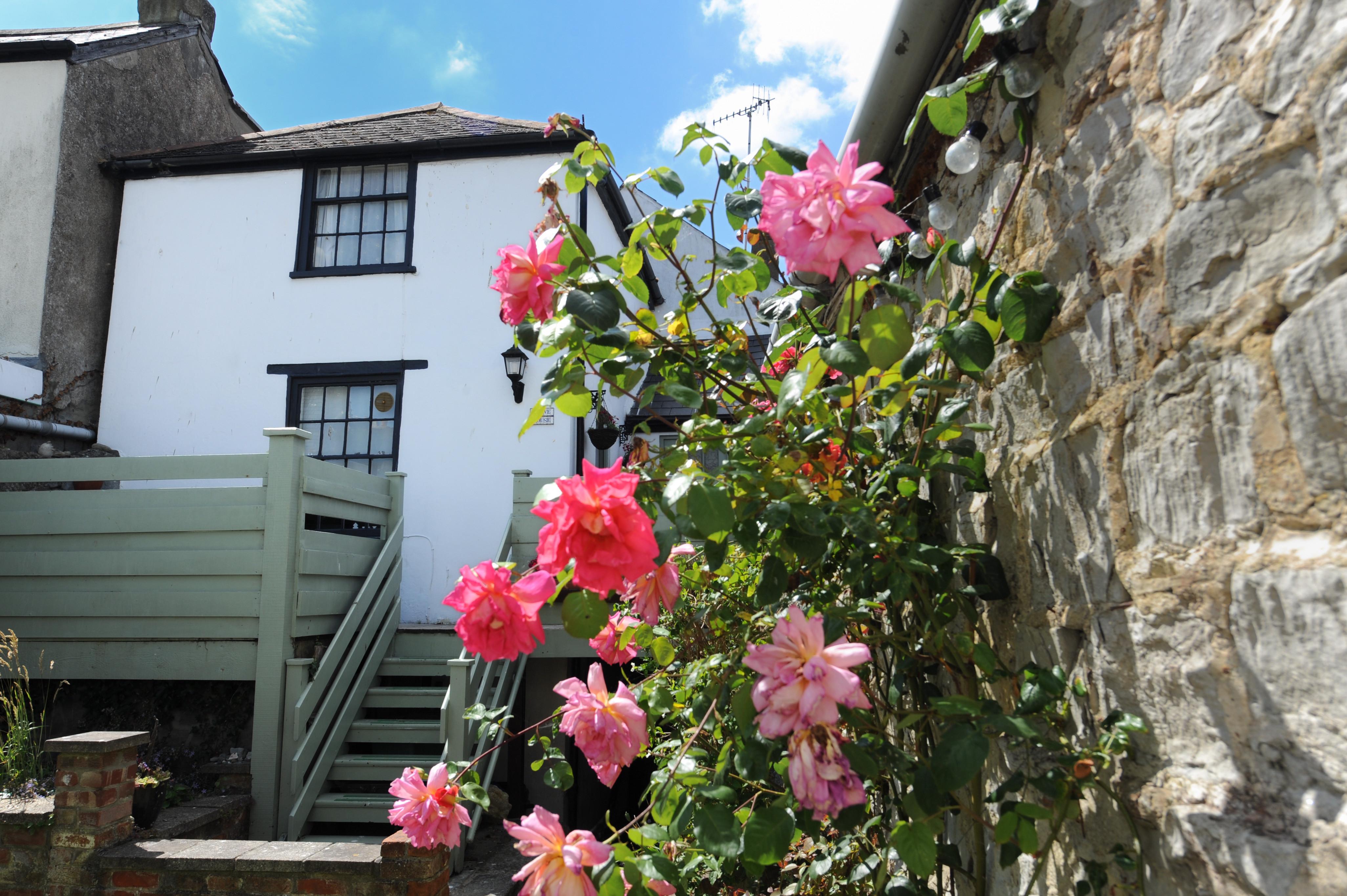 Holiday Cottage Reviews for Cleve House - Holiday Cottage in Lyme Regis, Dorset