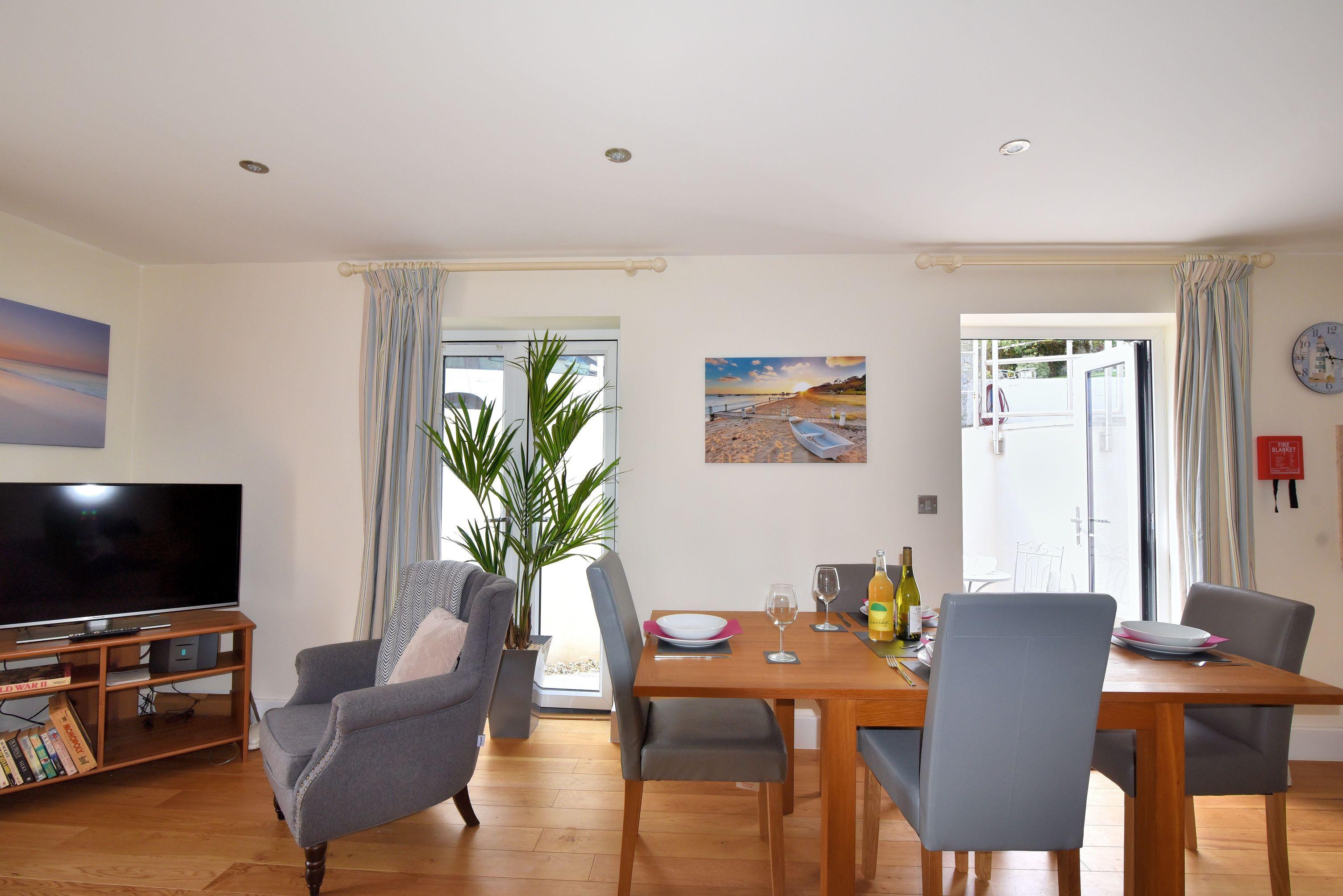 Holiday Cottage Reviews for Seas The Day - Holiday Cottage in Lyme Regis, Dorset