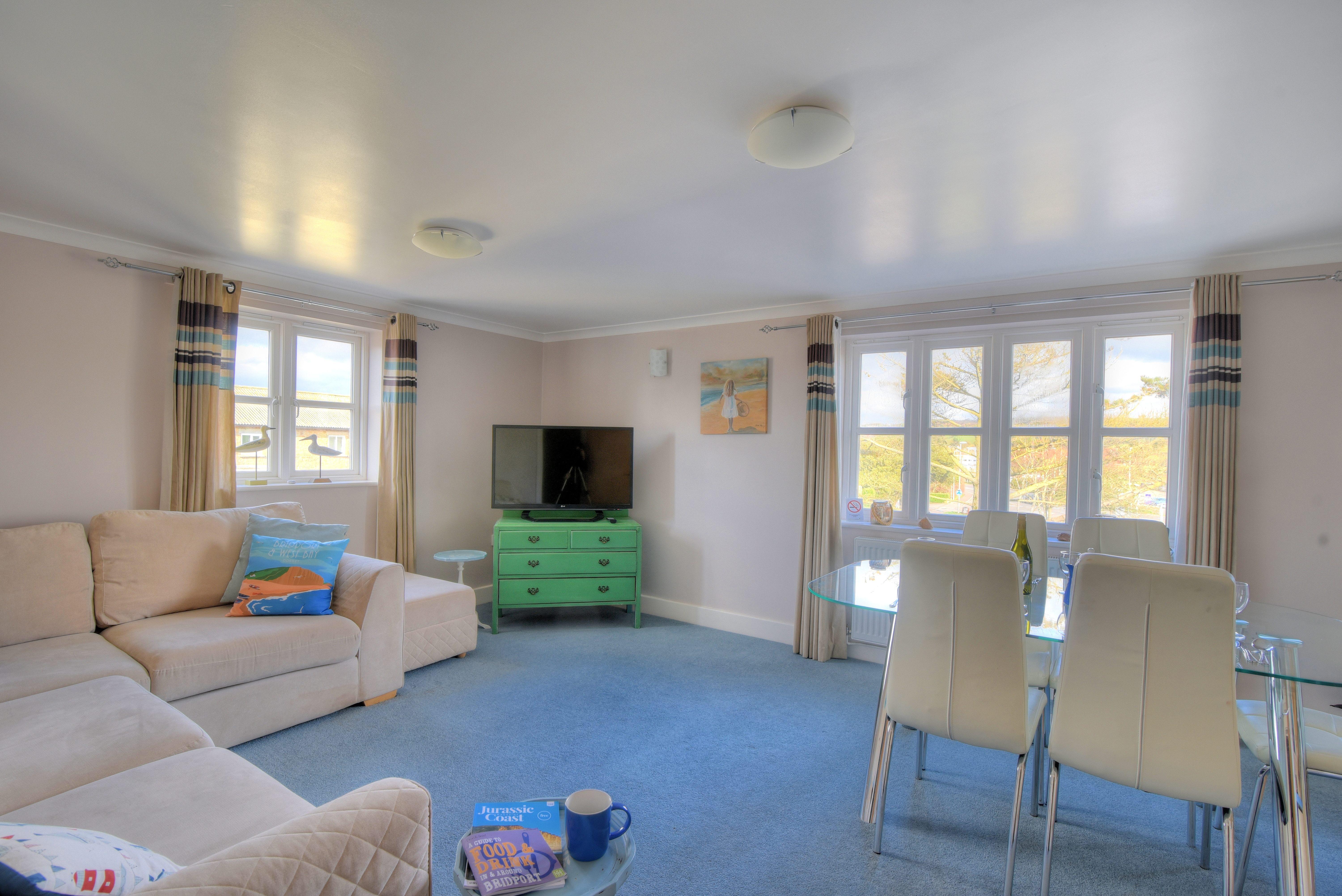 Holiday Cottage Reviews for 9 Maritime House - Holiday Cottage in West Bay, Dorset