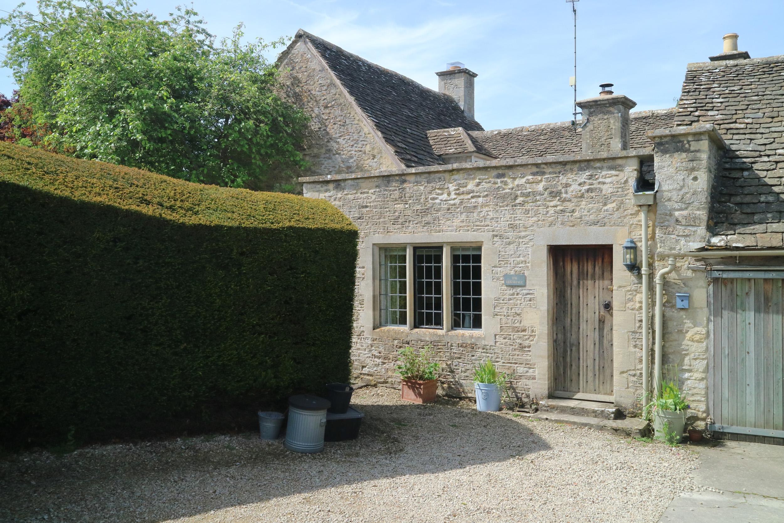 Holiday Cottage Reviews for The Hermitage - Holiday Cottage in Cirencester, Gloucestershire