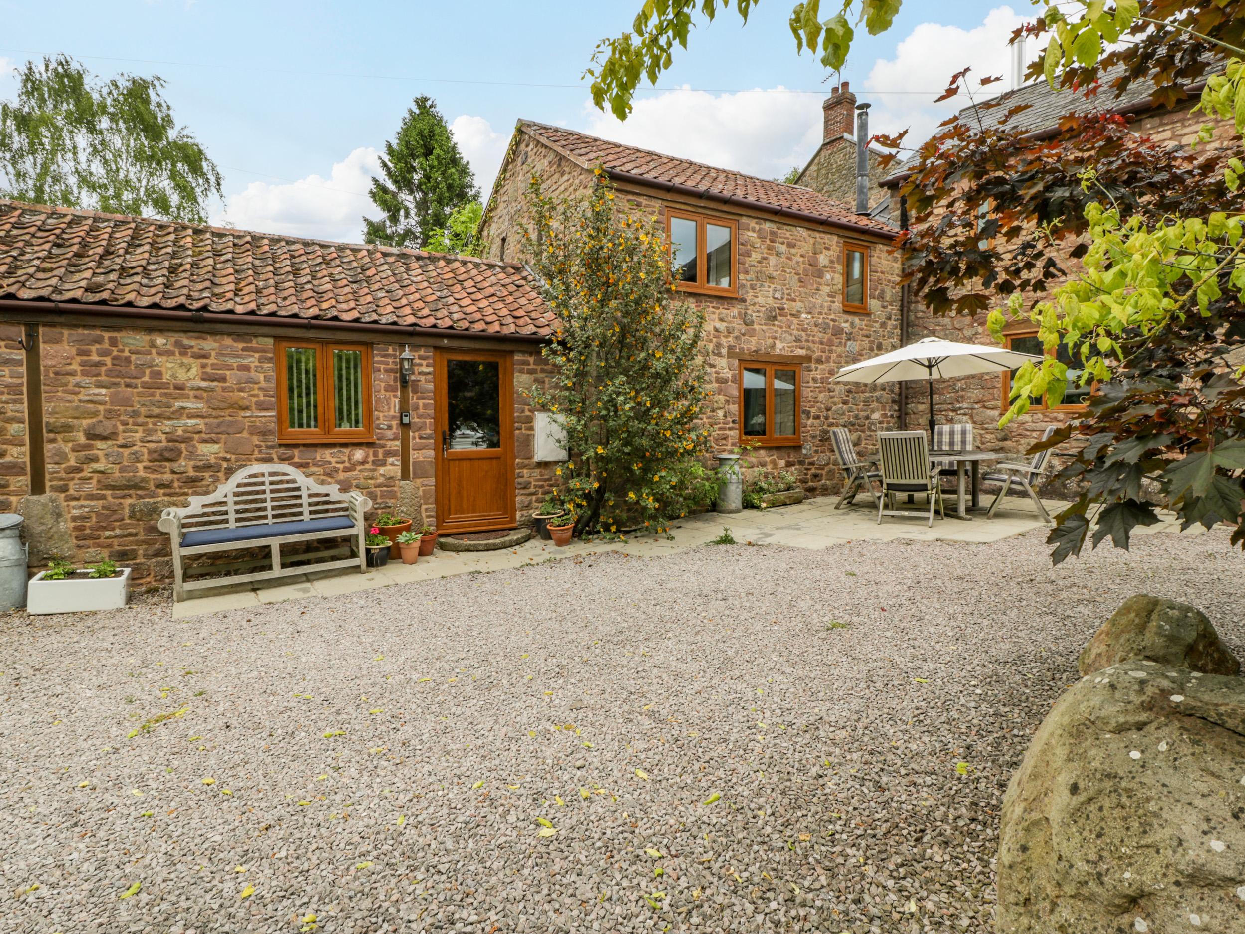 Holiday Cottage Reviews for Sutton Barn - Self Catering Property in Ross on Wye, Herefordshire